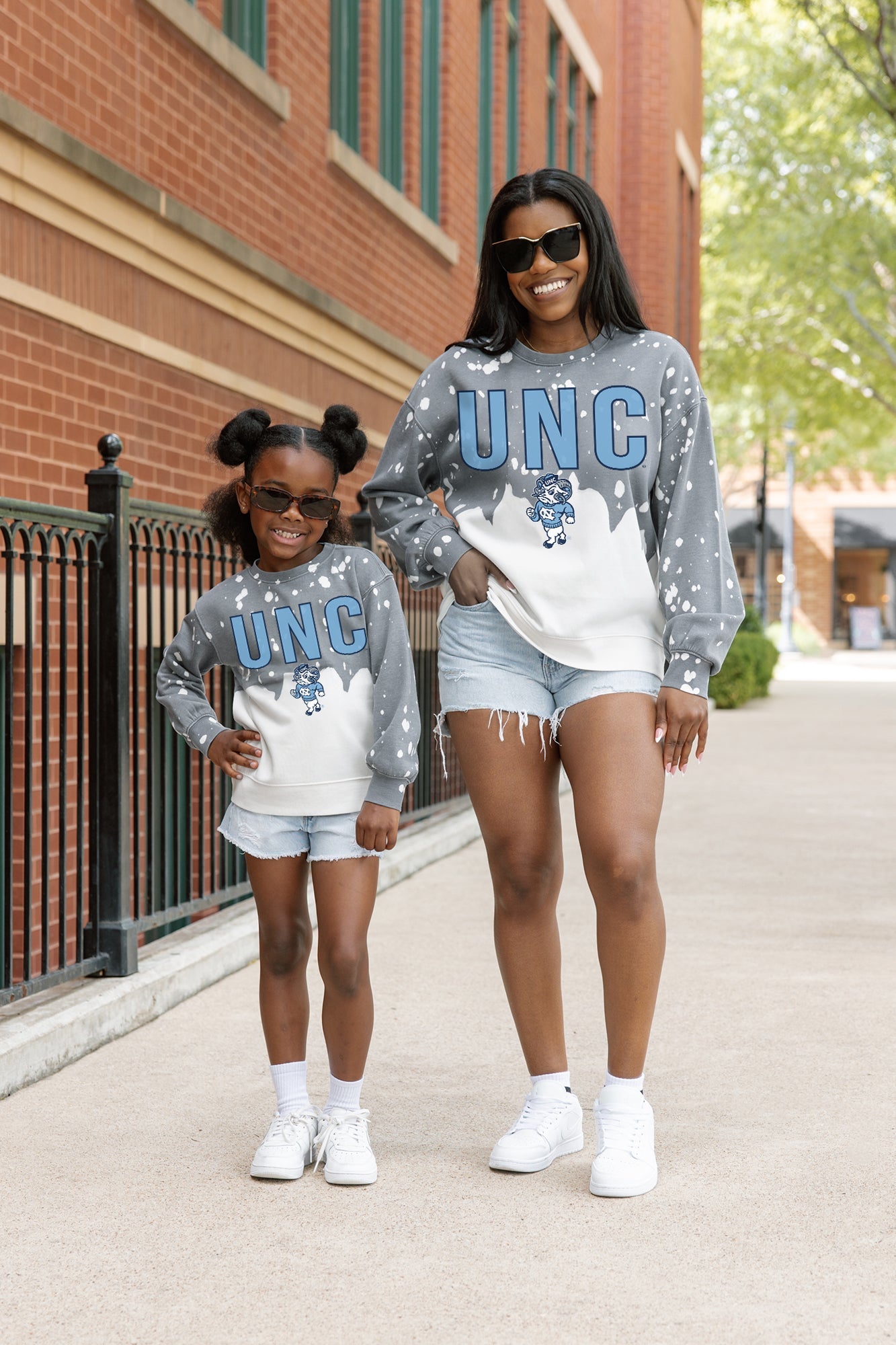 NORTH CAROLINA TAR HEELS CASUAL FAN LONG-SLEEVE FRENCH TERRY PULLOVER