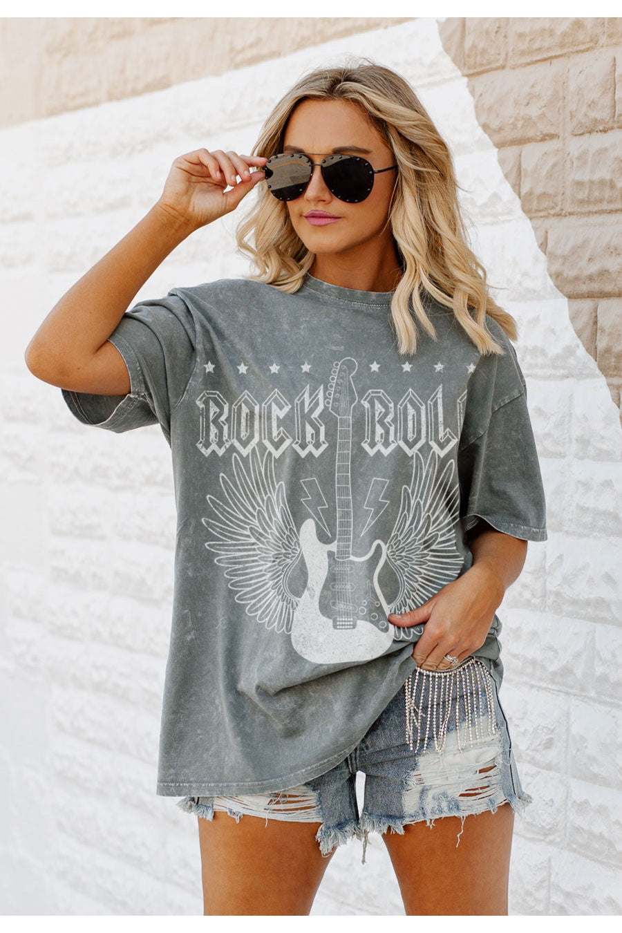 CELEBRATING IN NASHVILLE OVERSIZED VINTAGE WASH TEE