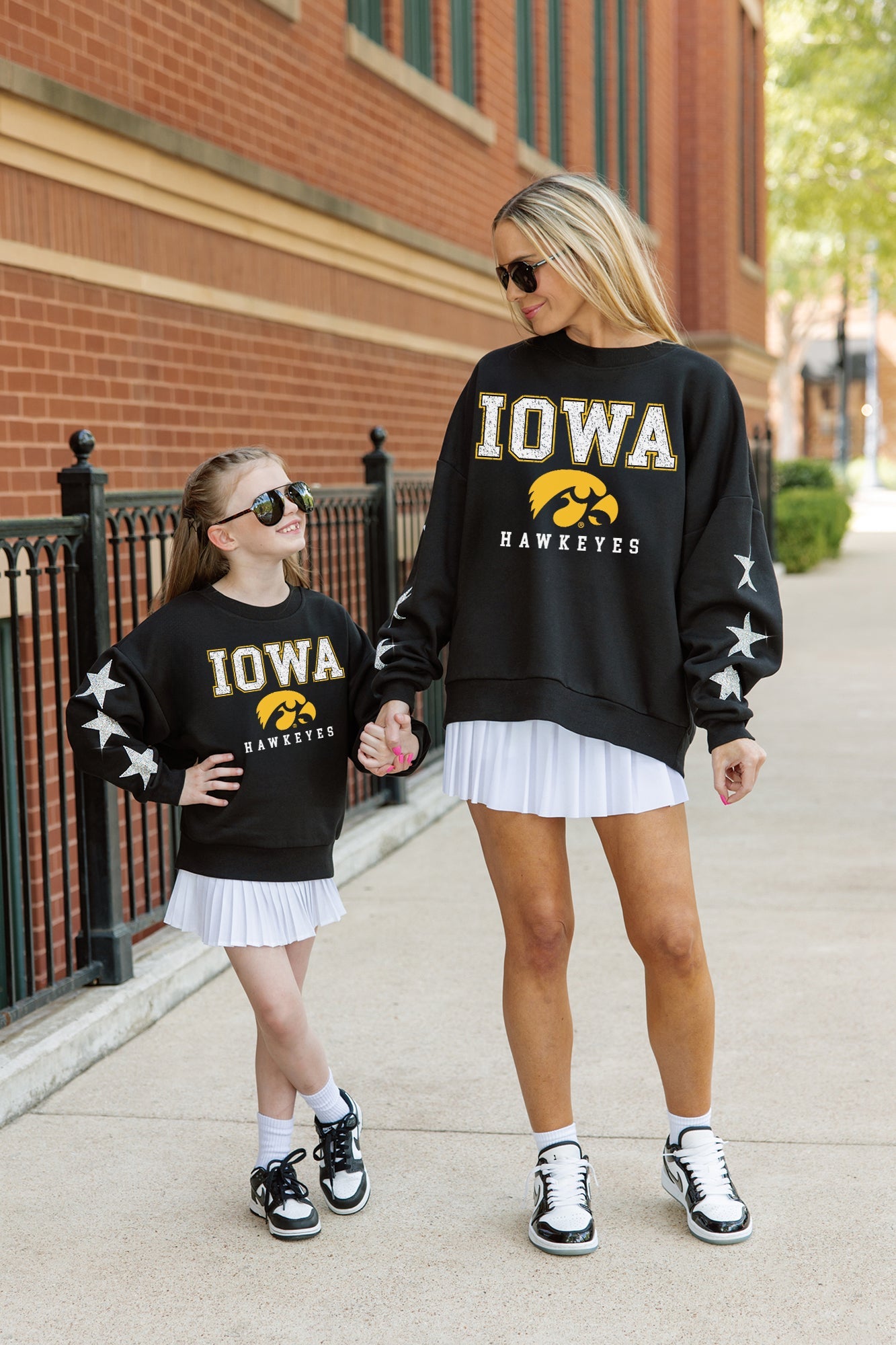 IOWA HAWKEYES VELOCITY KIDS STAR SLEEVE CREWNECK PULLOVER