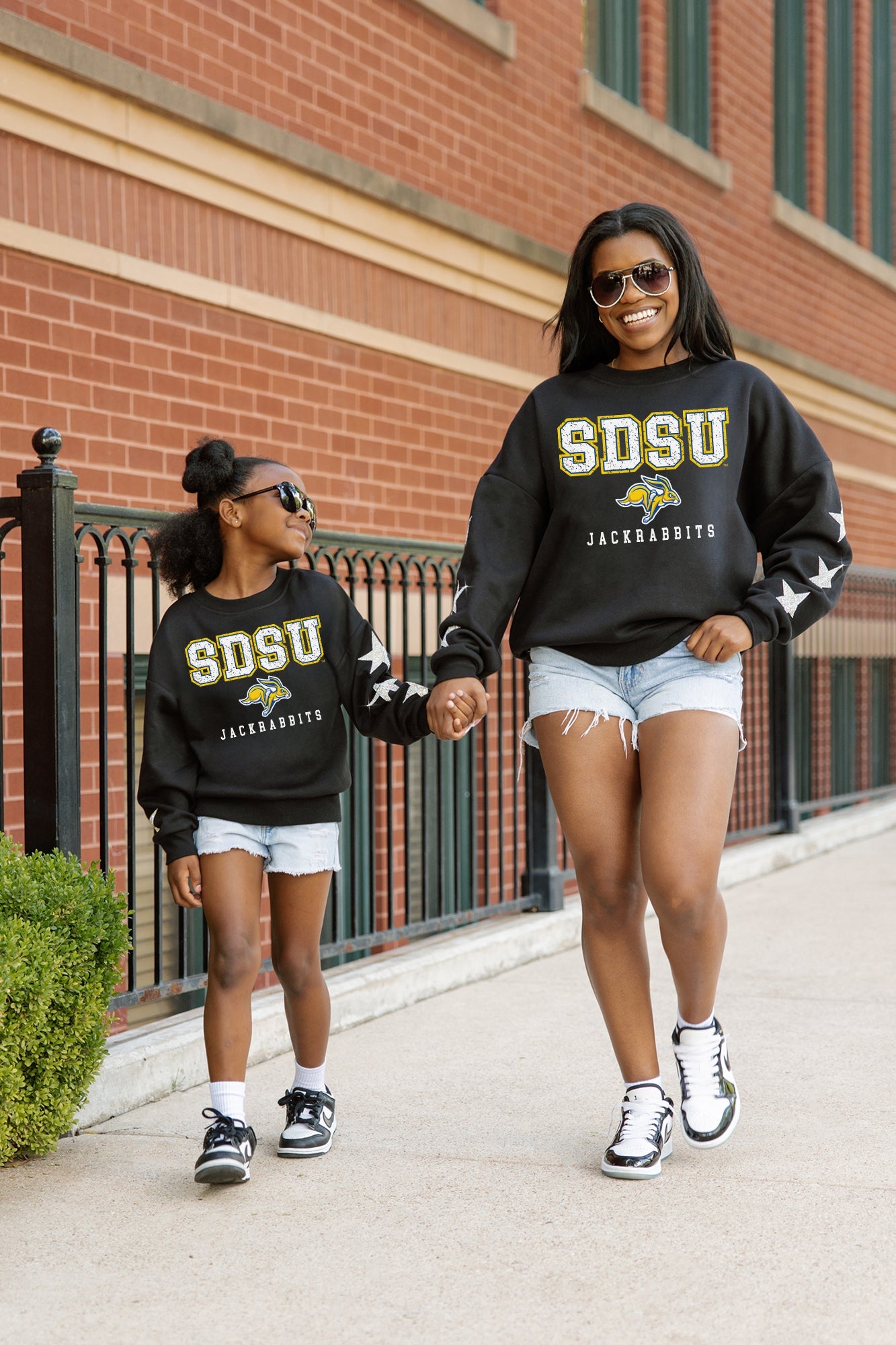 SOUTH DAKOTA STATE JACKRABBITS VELOCITY KIDS STAR SLEEVE CREWNECK PULLOVER