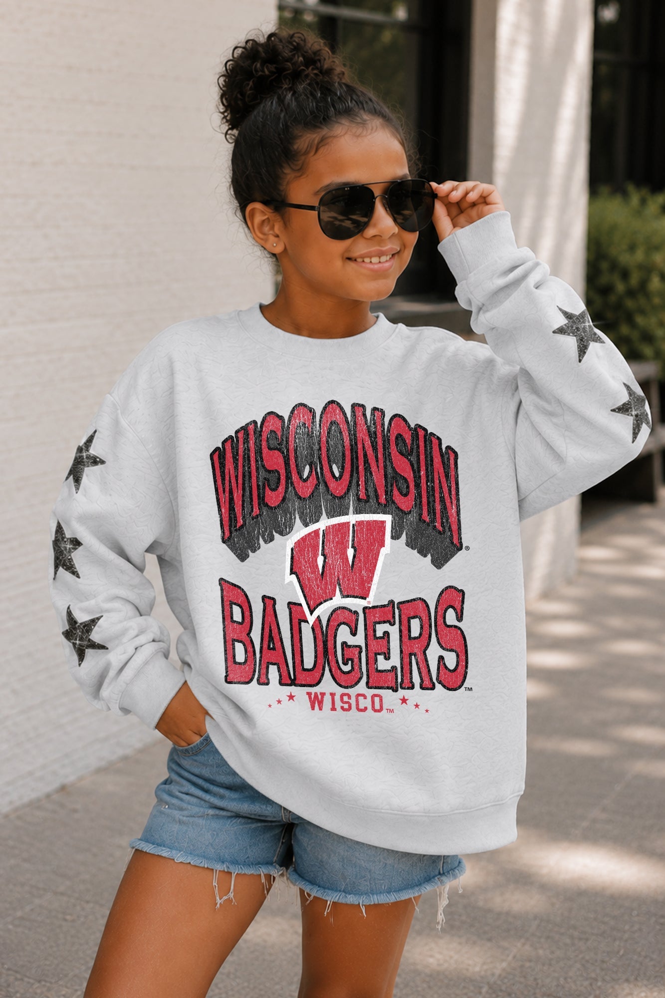 WISCONSIN BADGERS KIDS STAR SLEEVE CREWNECK PULLOVER