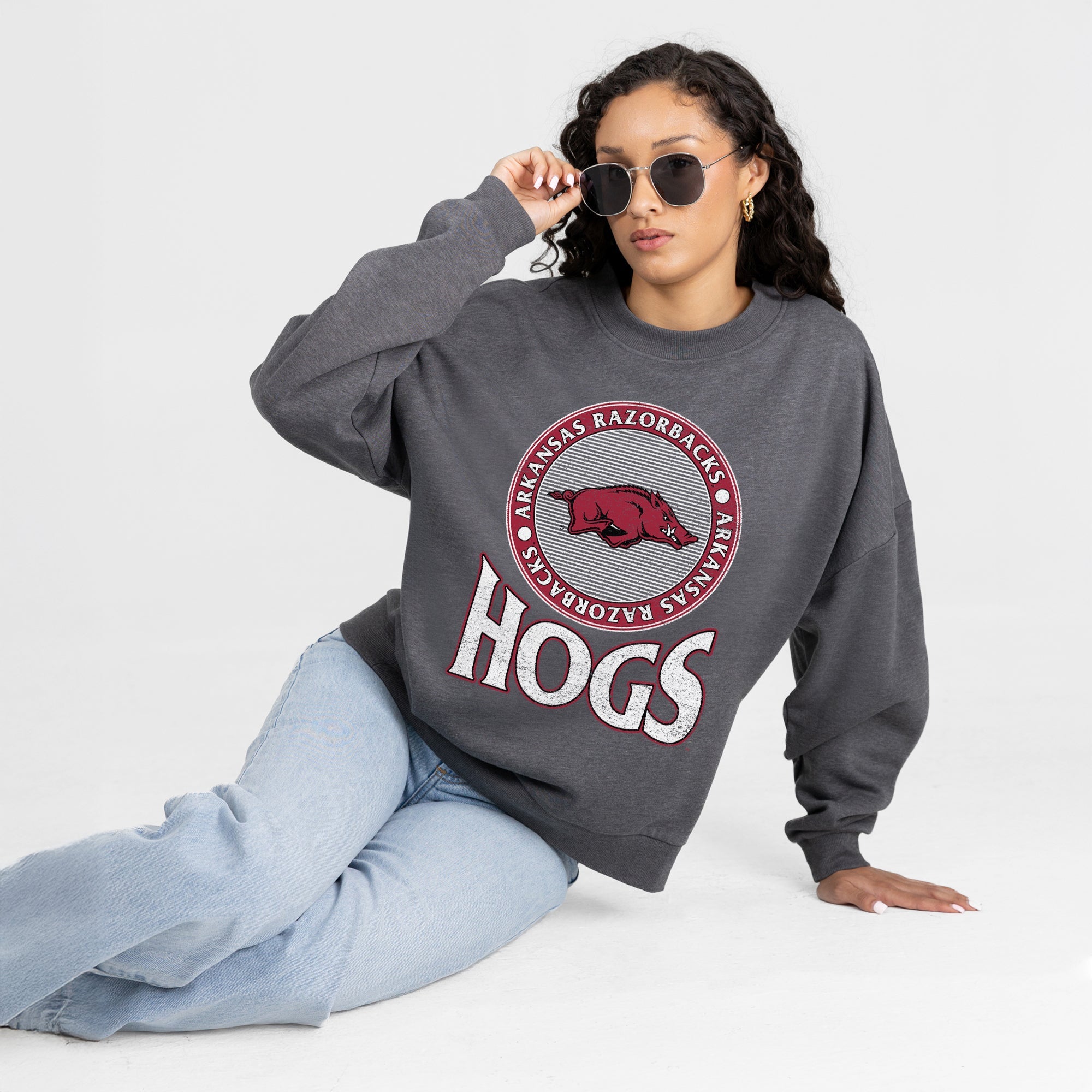 ARKANSAS RAZORBACKS SATURDAY SEAL PREMIUM FLEECE DROP SHOULDER CREWNECK PULLOVER