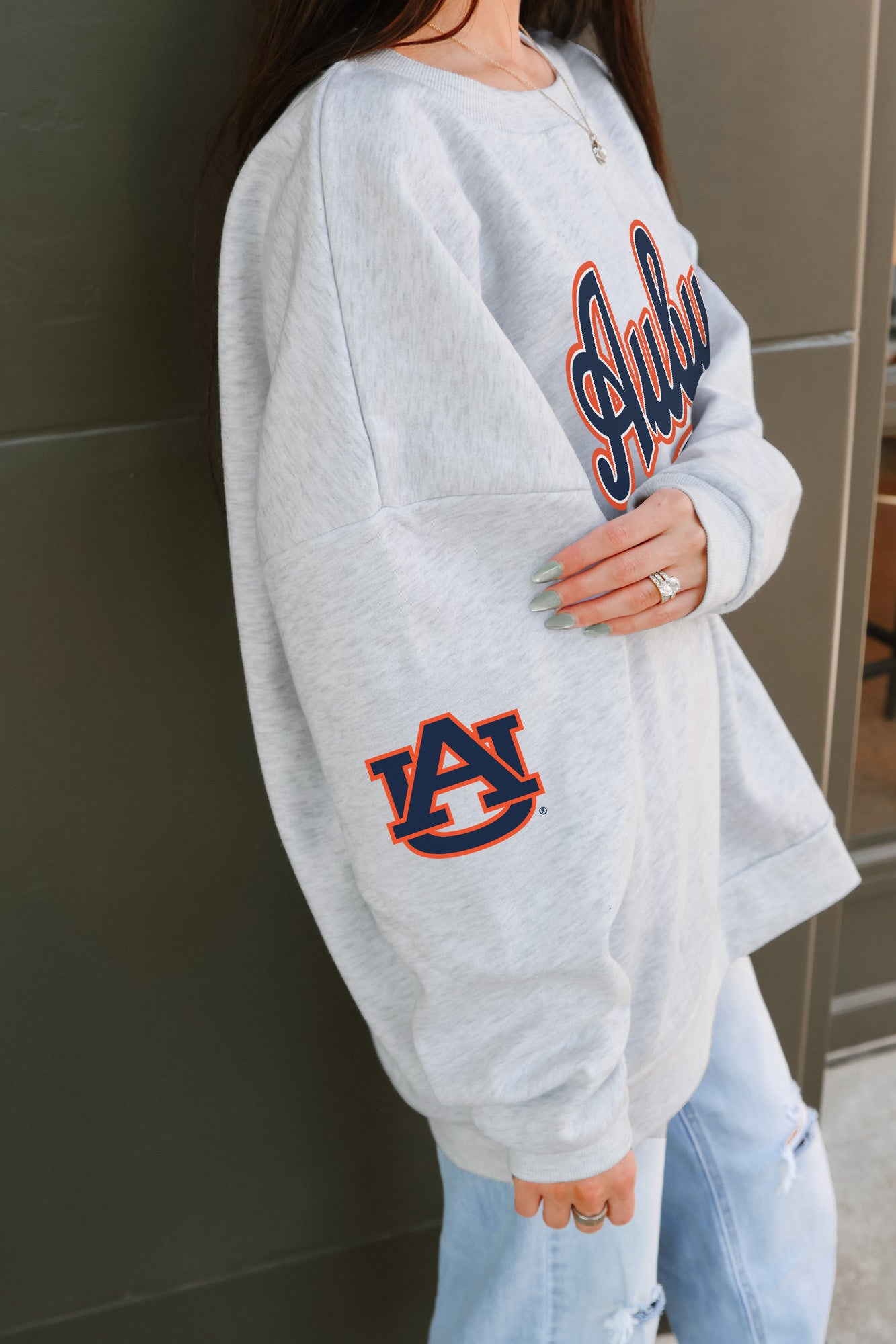 AUBURN TIGERS CLASSIC WIN PREMIUM FLEECE CREWNECK PULLOVER