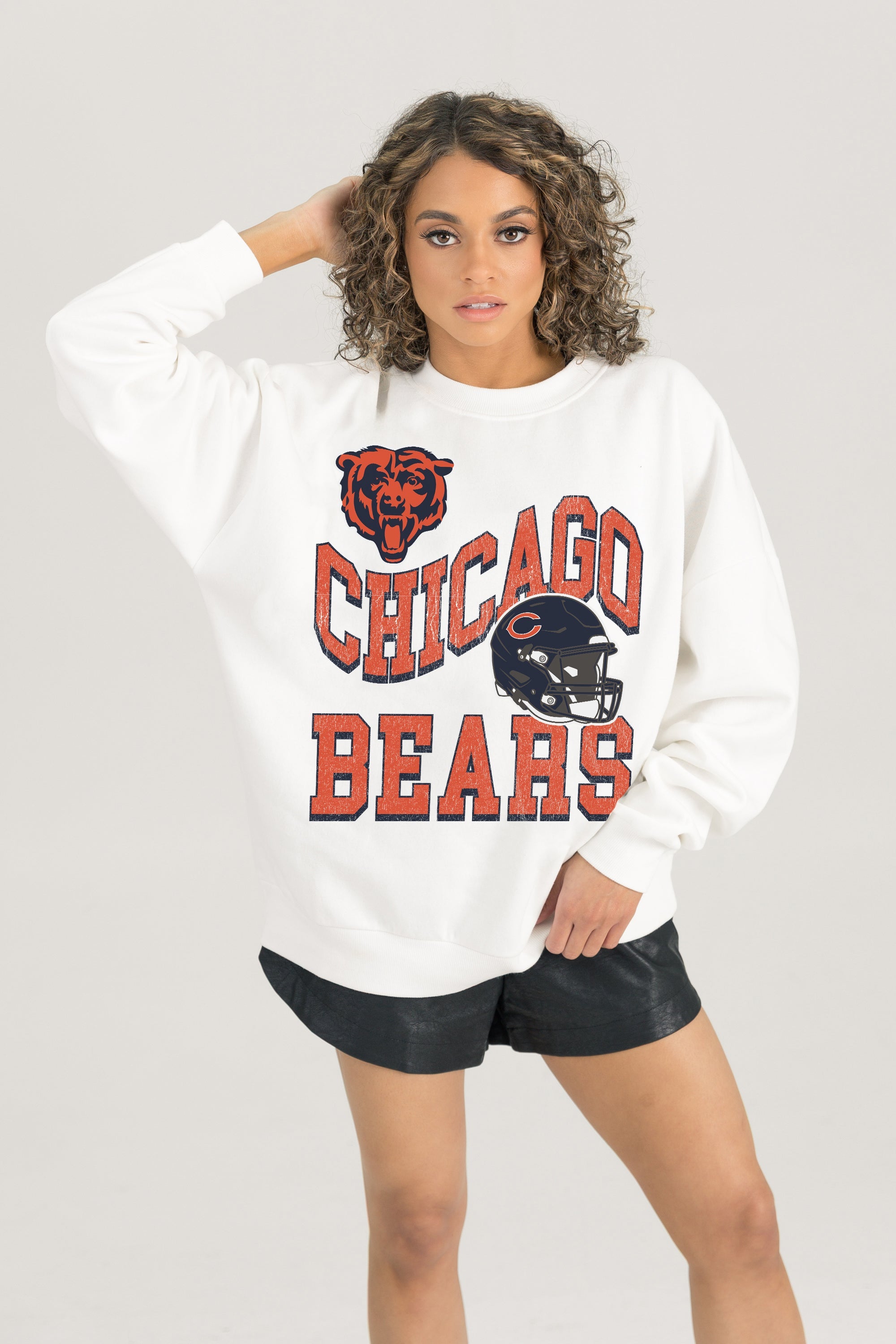 CHICAGO BEARS HARD EARNED PREMIUM FLEECE CREWNECK PULLOVER