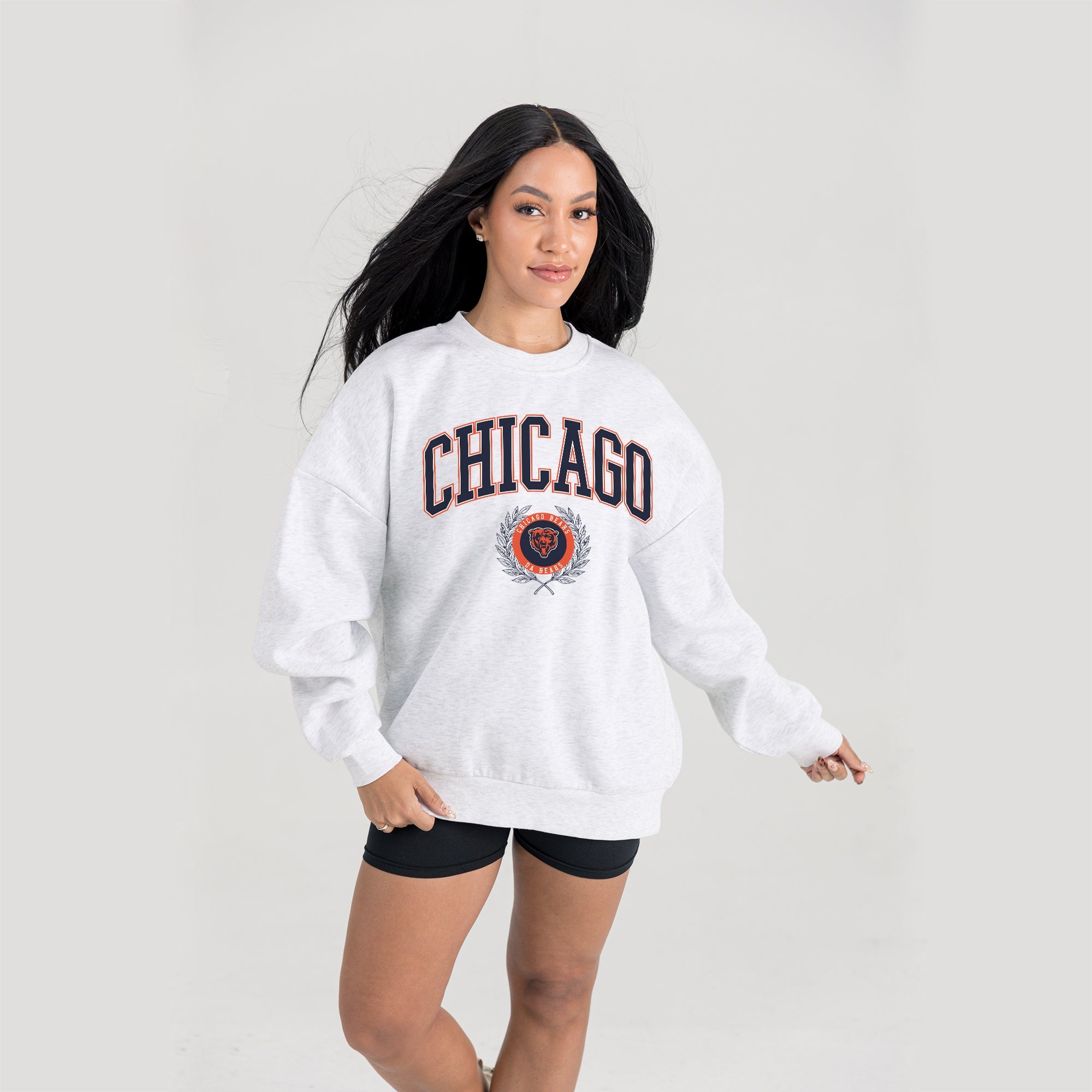 CHICAGO BEARS TRADITION REFINED PREMIUM FLEECE CREWNECK PULLOVER