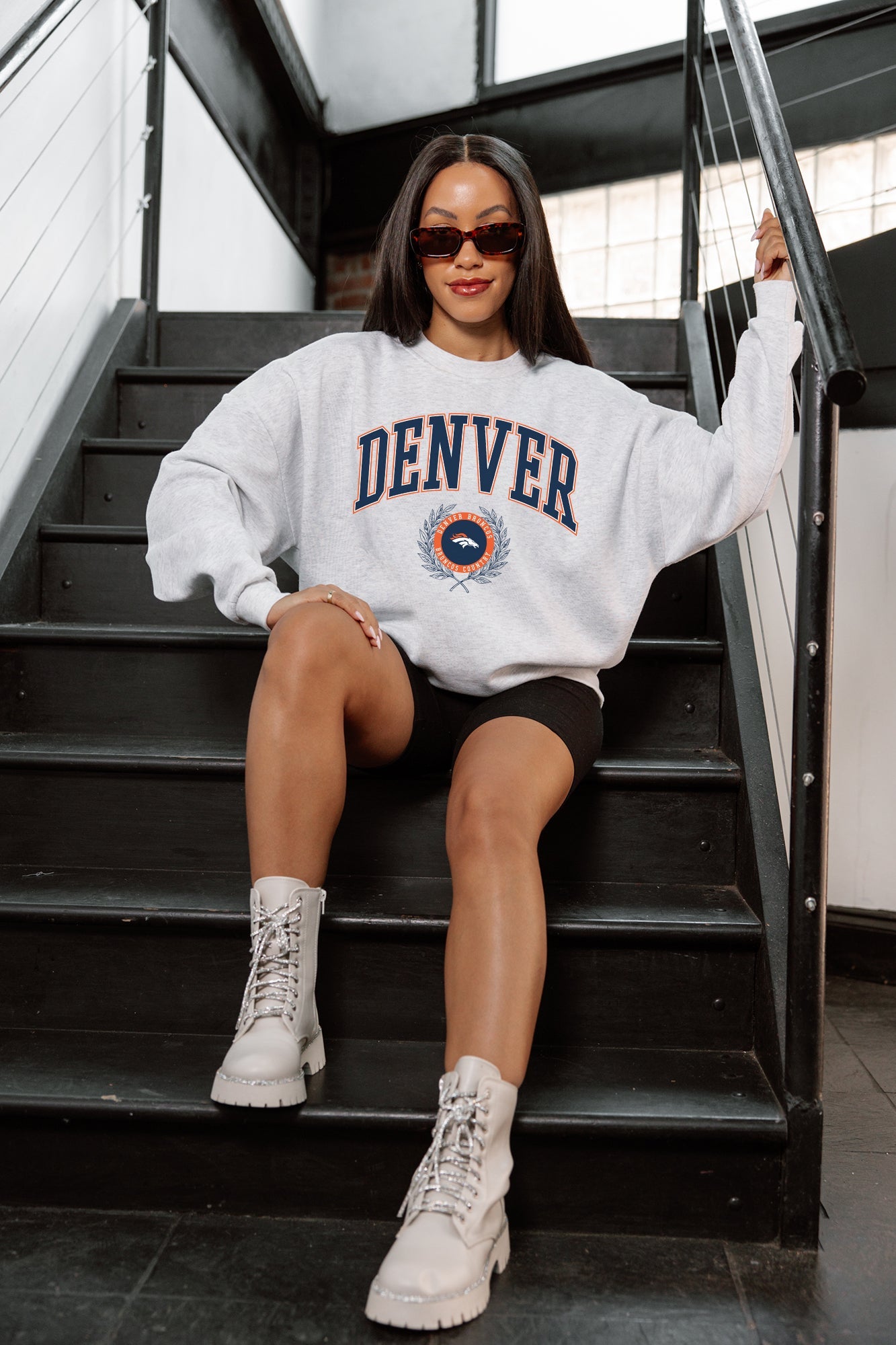 DENVER BRONCOS TRADITION REFINED PREMIUM FLEECE CREWNECK PULLOVER