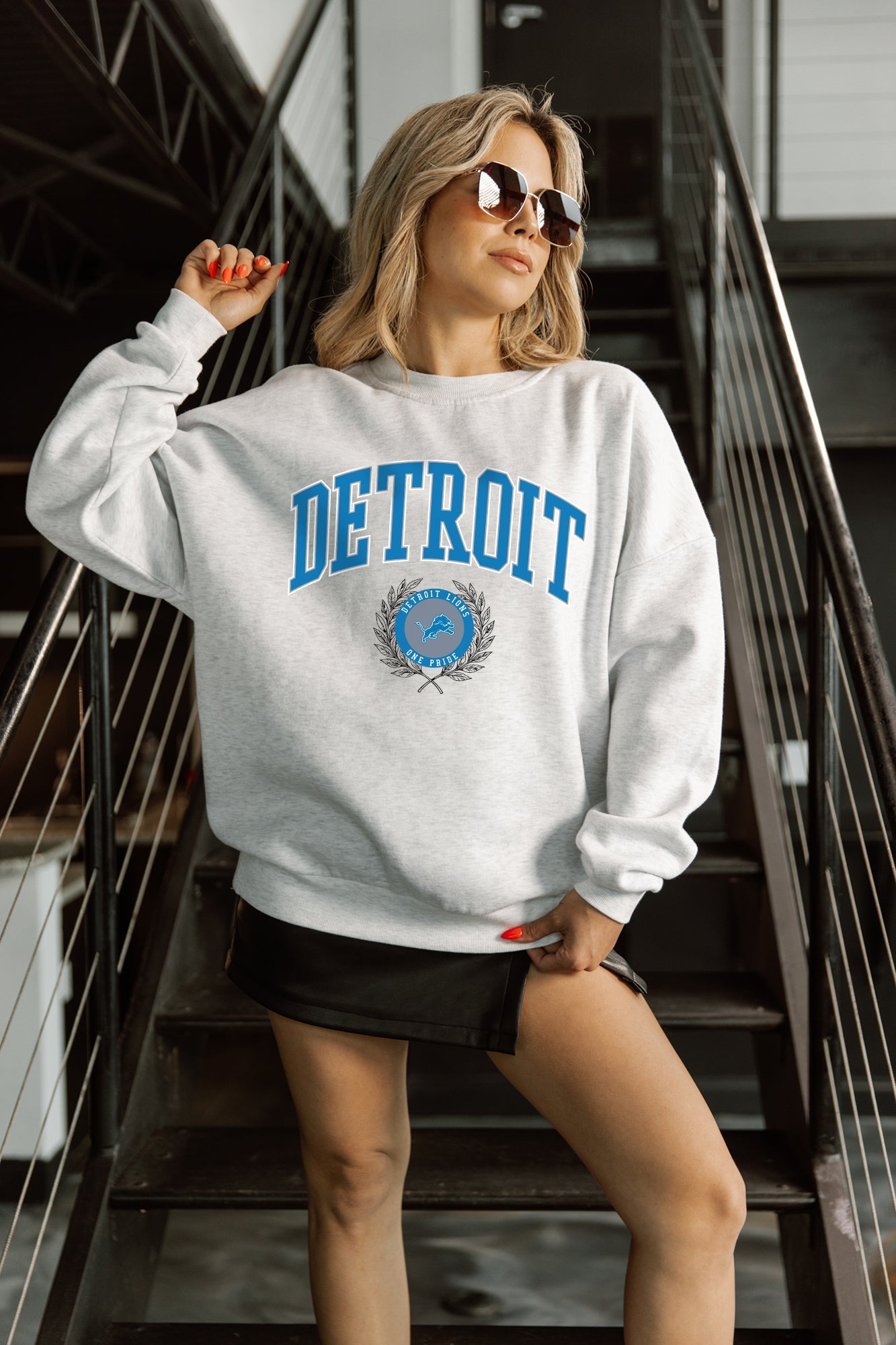 DETROIT LIONS TRADITION REFINED PREMIUM FLEECE CREWNECK PULLOVER