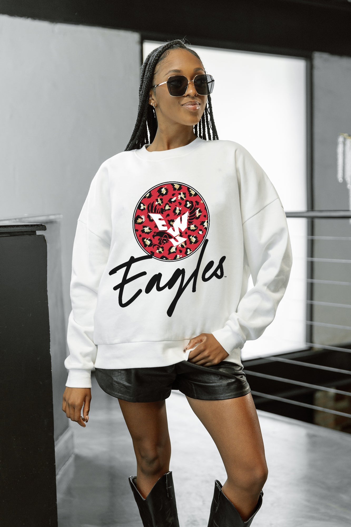 EASTERN WASHINGTON UNIVERSITY EAGLES WILD BREAKTHROUGH PREMIUM FLEECE CREWNECK PULLOVER