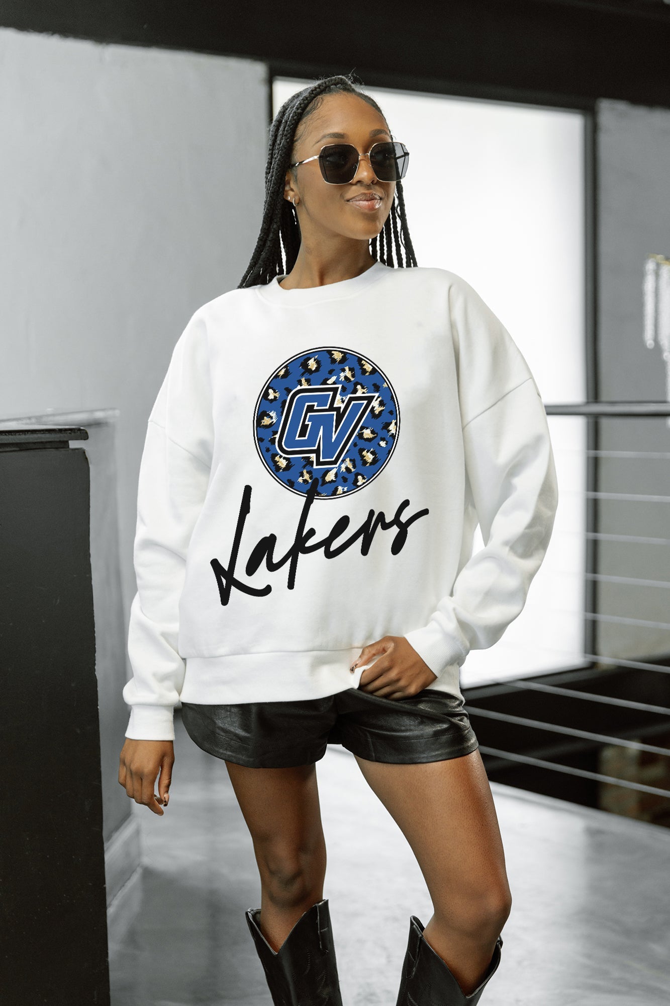 GRAND VALLEY LAKERS WILD BREAKTHROUGH PREMIUM FLEECE CREWNECK PULLOVER