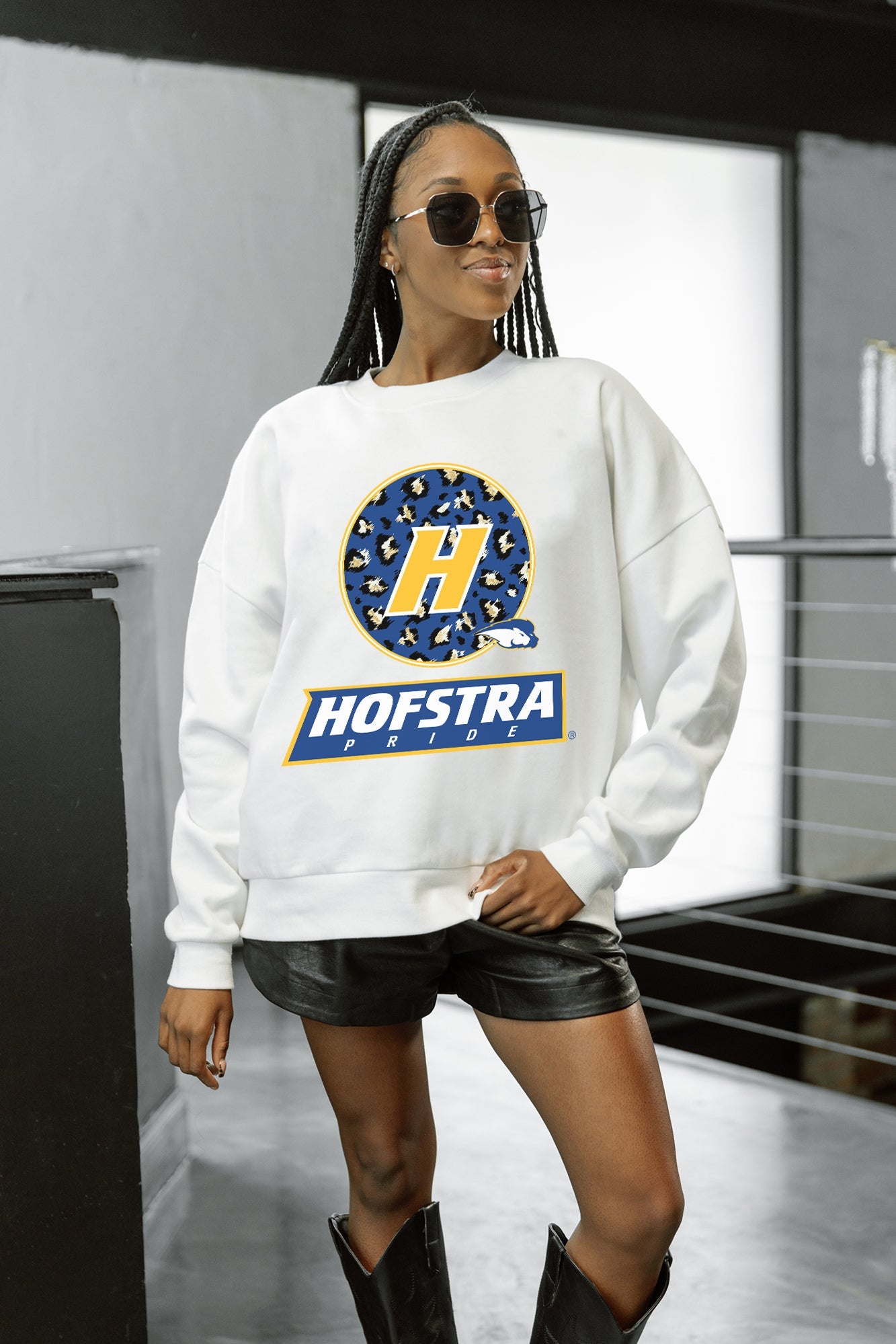 HOFSTRA PRIDE WILD BREAKTHROUGH PREMIUM FLEECE CREWNECK PULLOVER
