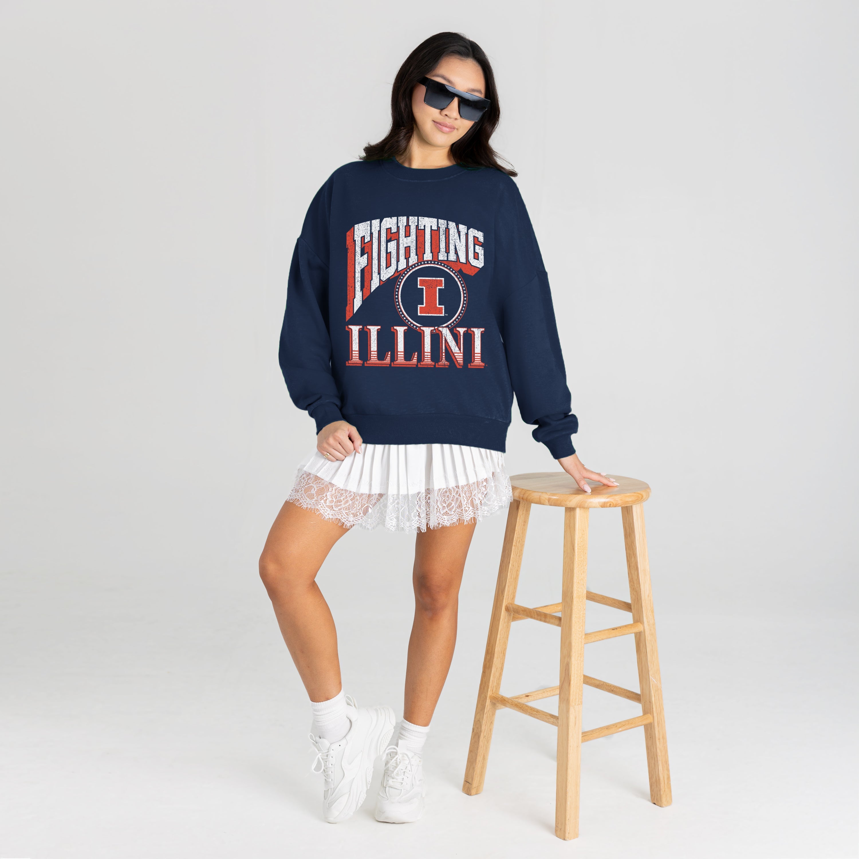 ILLINOIS FIGHTING ILLINI MAIN CHARACTER PREMIUM FLEECE DROP SHOULDER CREWNECK PULLOVER