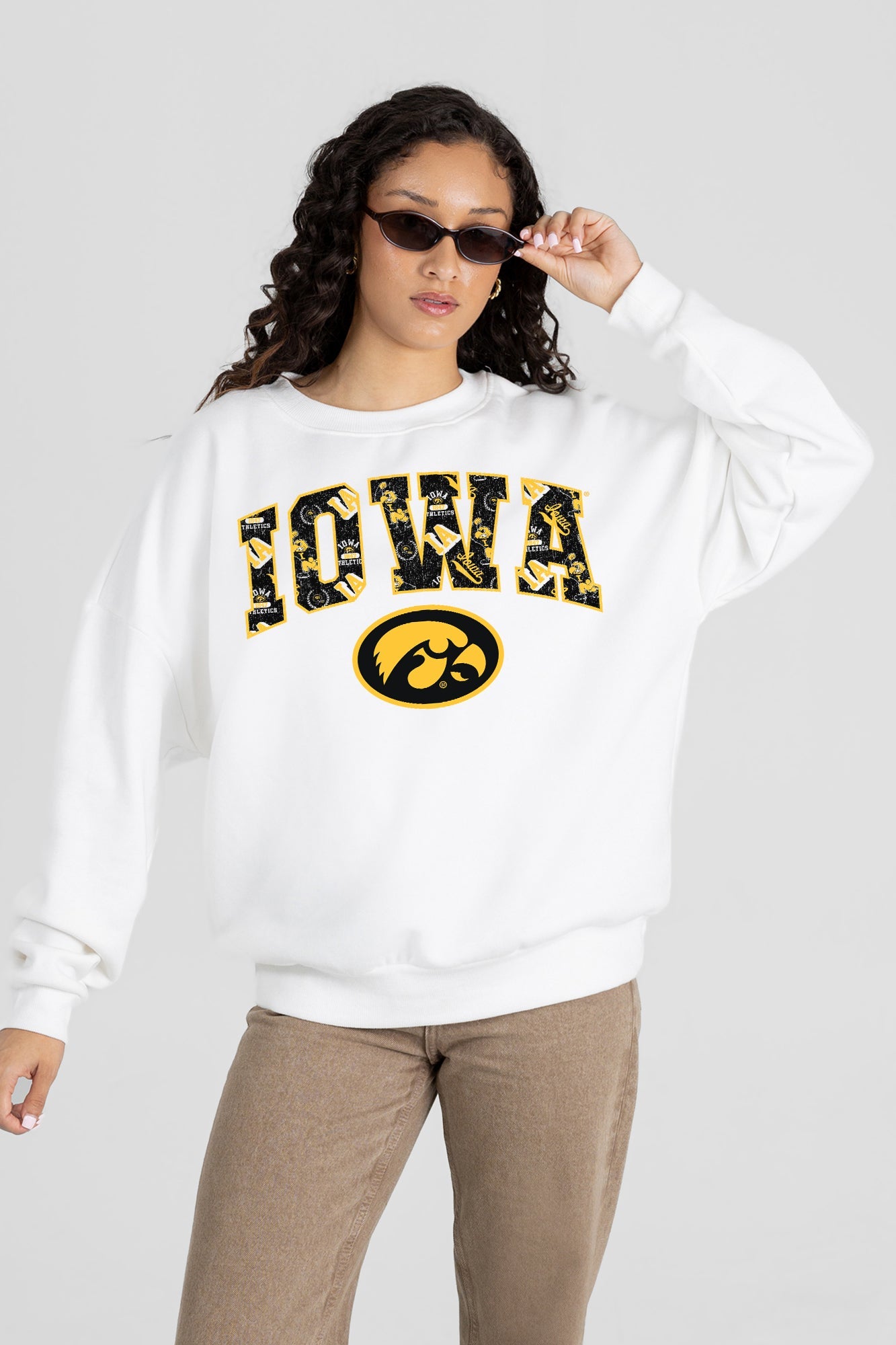 IOWA HAWKEYES SWEET PLAY PREMIUM FLEECE DROP SHOULDER CREWNECK PULLOVER