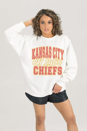 KANSAS CITY CHIEFS FADED FORMATION PREMIUM FLEECE CREWNECK PULLOVER