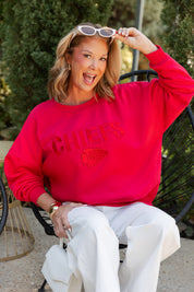 KANSAS CITY CHIEFS ELITE ERA EMBROIDERED PREMIUM FLEECE CREWNECK