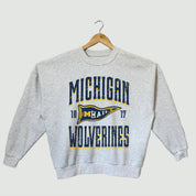 MICHIGAN WOLVERINES PENNANT PRIDE PREMIUM FLEECE DROP SHOULDER CREWNECK PULLOVER