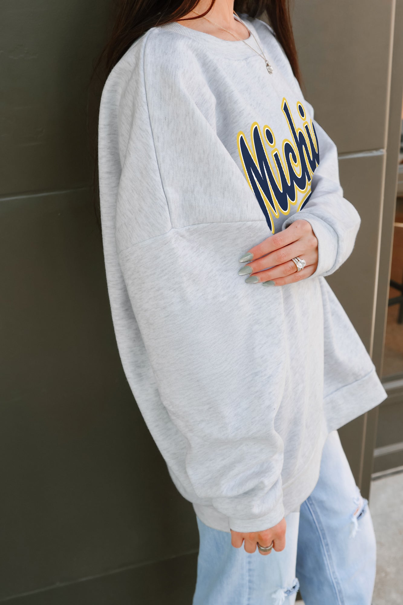 MICHIGAN WOLVERINES CLASSIC WIN PREMIUM FLEECE CREWNECK PULLOVER