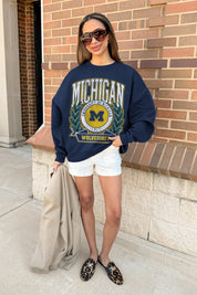 MICHIGAN WOLVERINES CLASSIC ARCHIVES PREMIUM DROP SHOULDER FLEECE CREWNECK PULLOVER