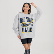 NORTHERN ARIZONA LUMBERJACKS PENNANT PRIDE PREMIUM FLEECE DROP SHOULDER CREWNECK PULLOVER