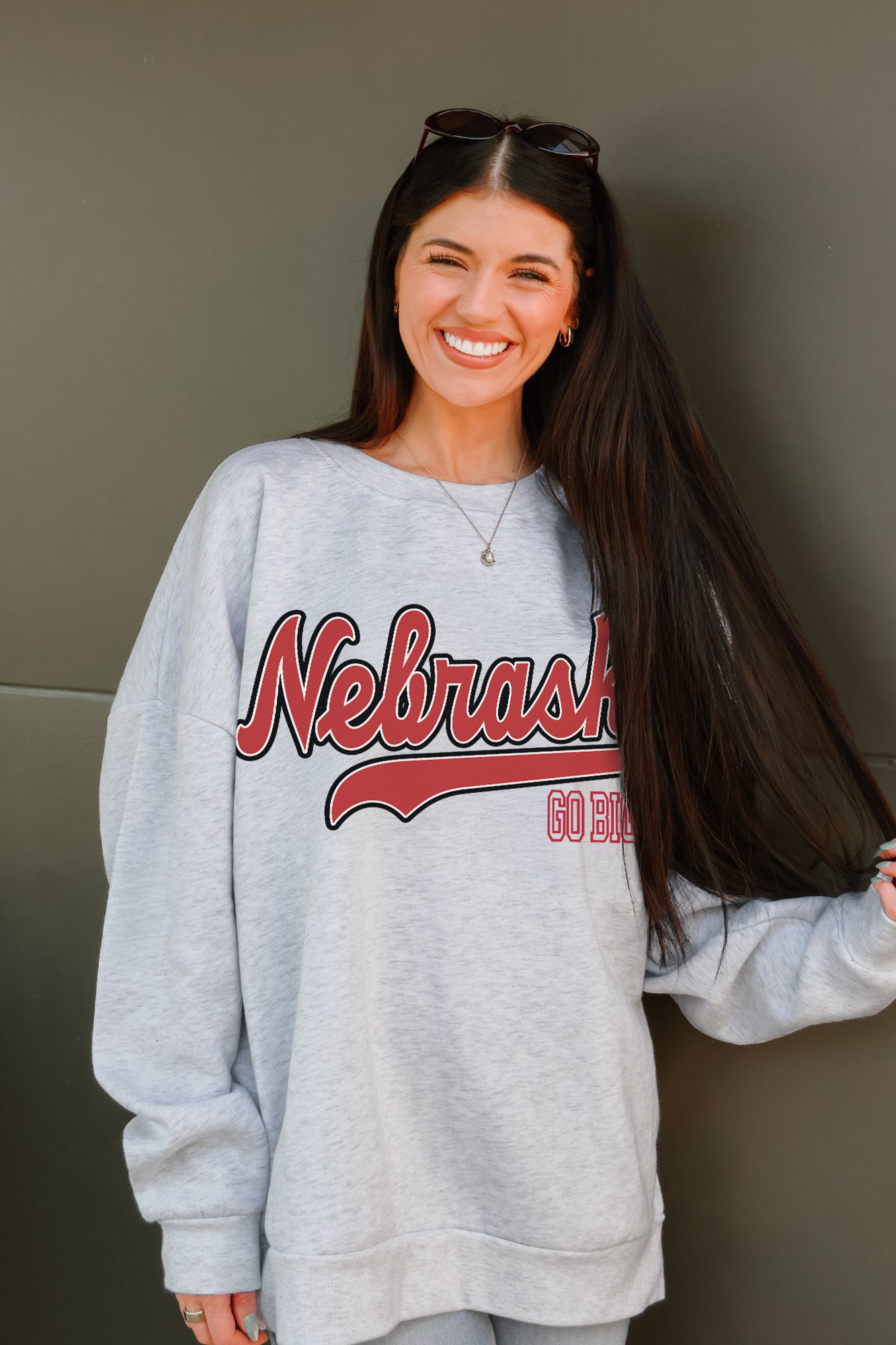 NEBRASKA CORNHUSKERS CLASSIC WIN PREMIUM FLEECE CREWNECK PULLOVER