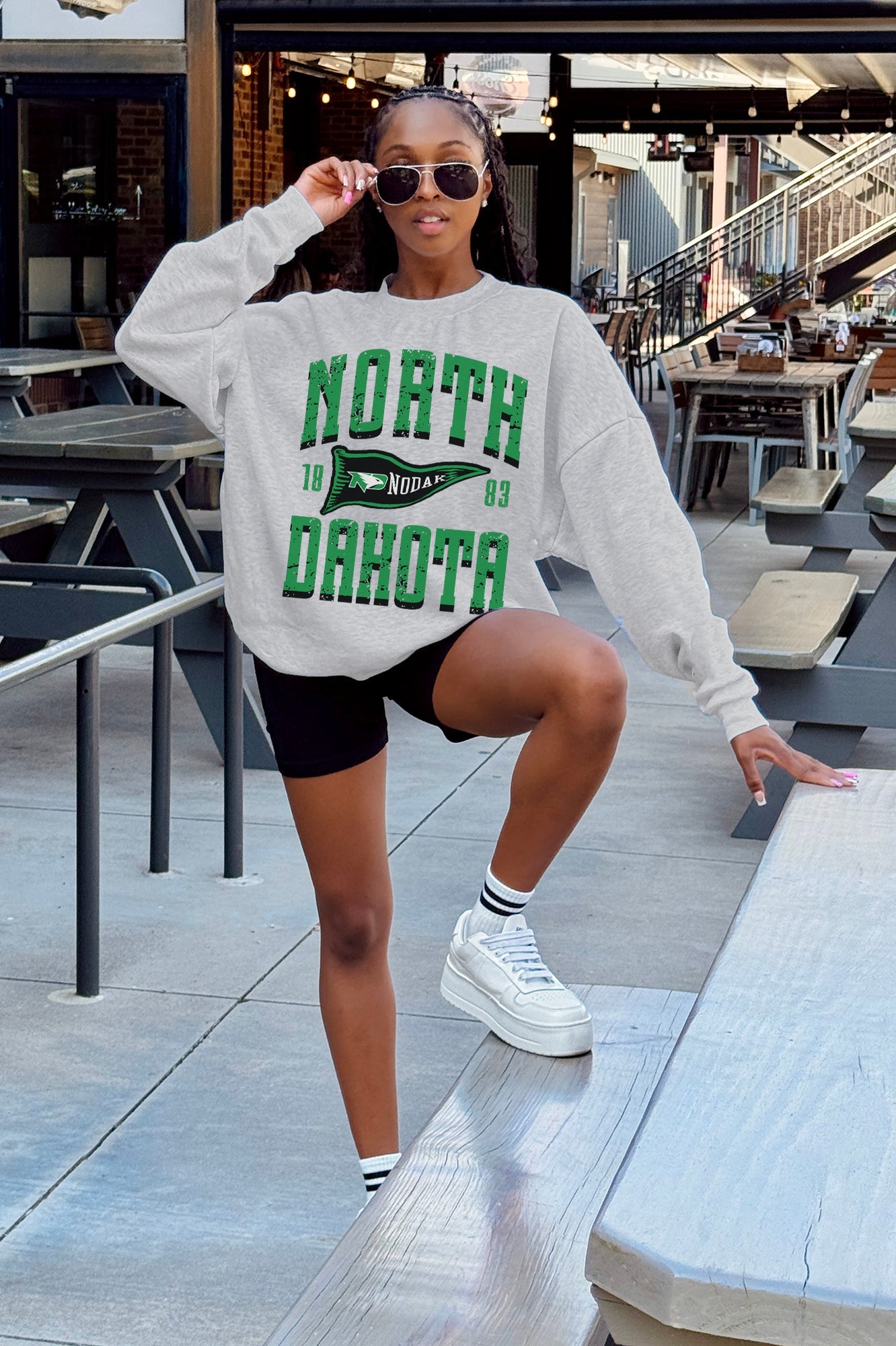 NORTH DAKOTA FIGHTING HAWKS PENNANT PRIDE PREMIUM FLEECE DROP SHOULDER CREWNECK PULLOVER