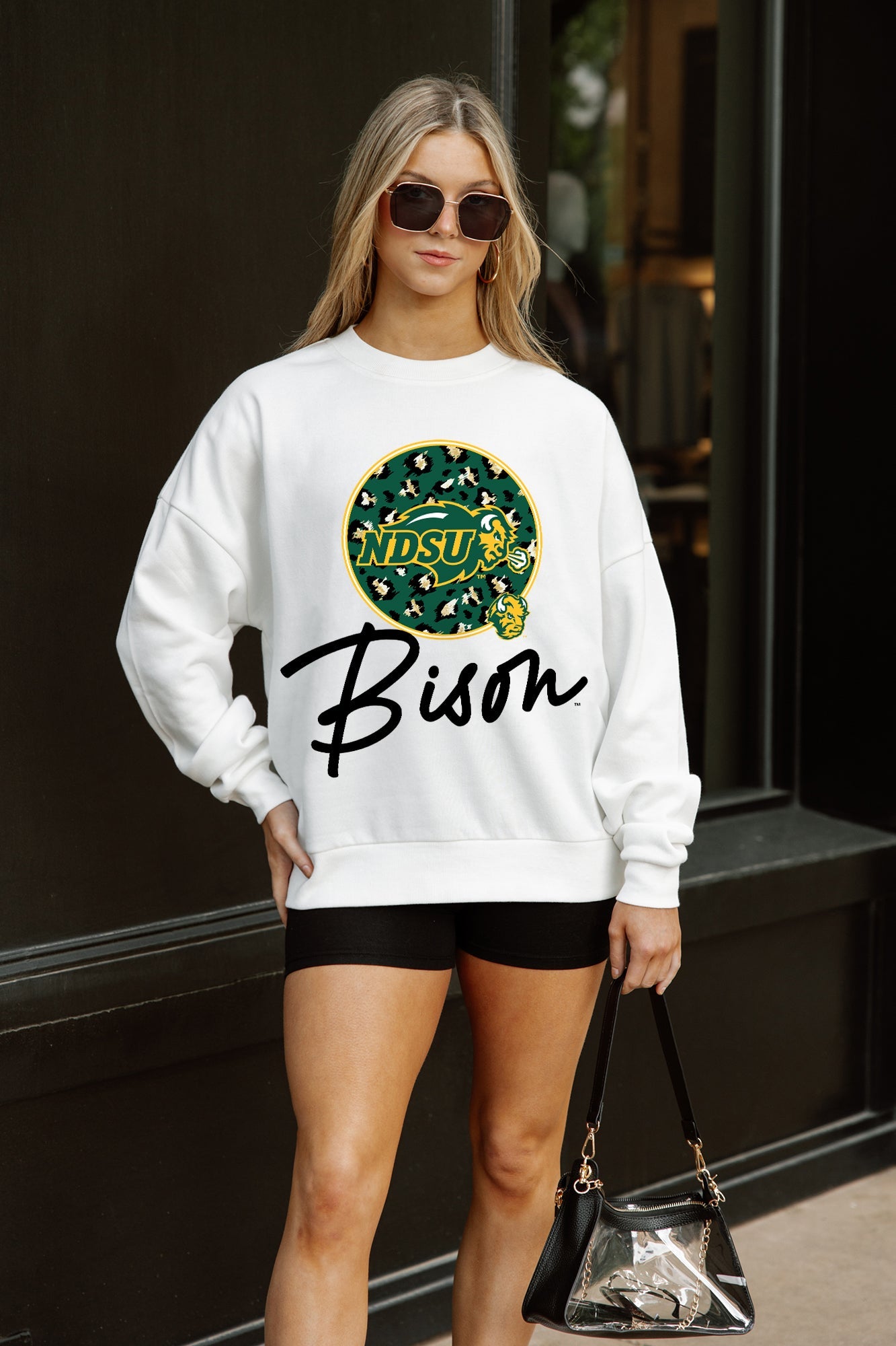 NORTH DAKOTA STATE BISON WILD BREAKTHROUGH PREMIUM FLEECE CREWNECK PULLOVER
