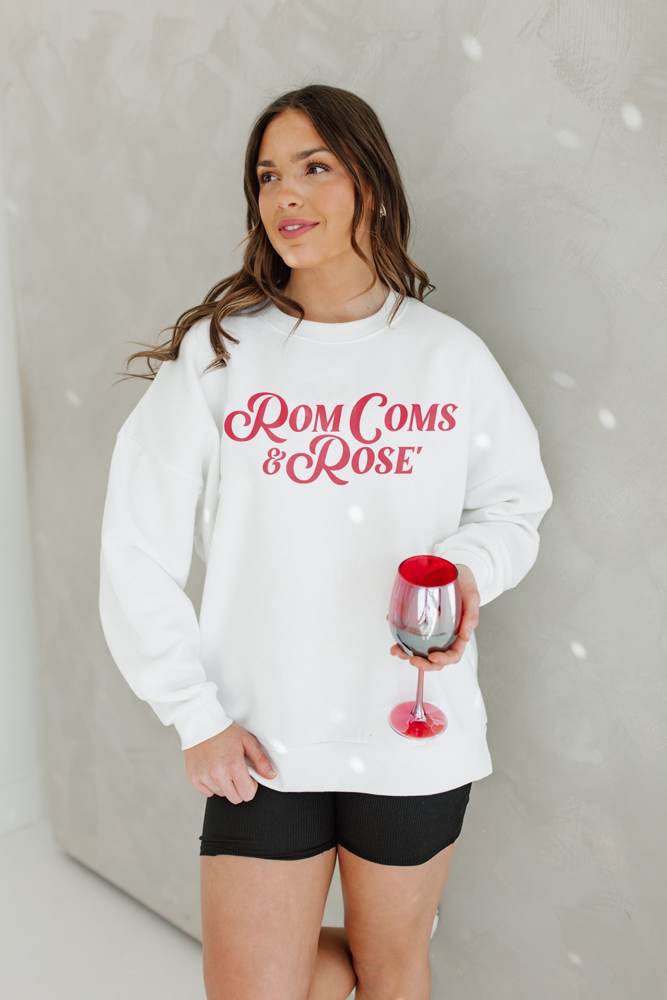 ROM COMS & ROSÉ VINTAGE OVERSIZED WASHED SWEATSHIRT