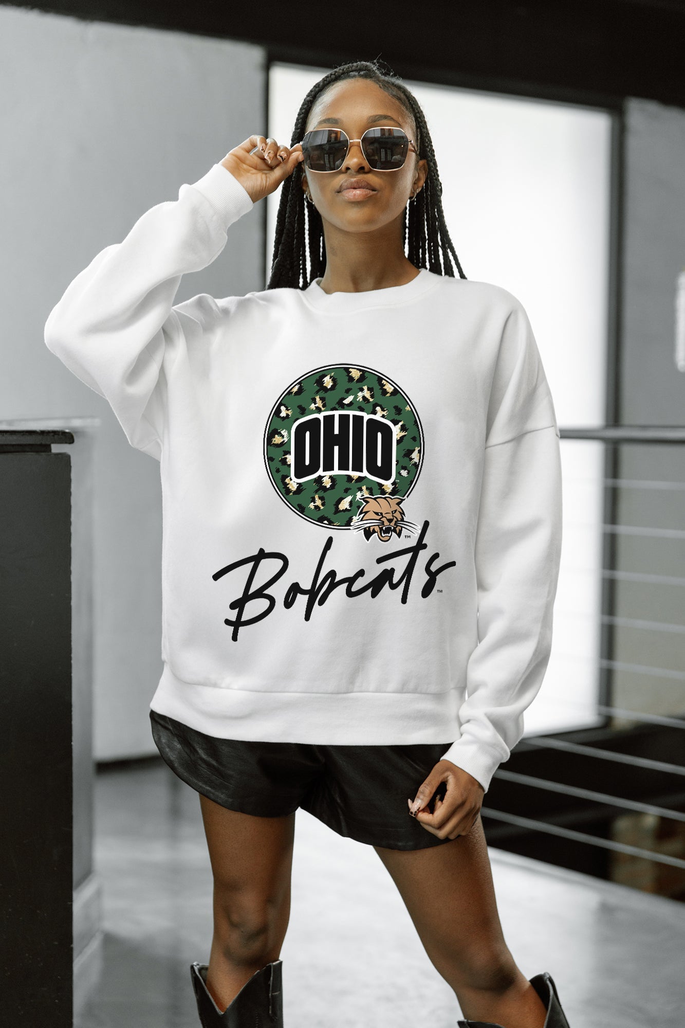 OHIO BOBCATS WILD BREAKTHROUGH PREMIUM FLEECE CREWNECK PULLOVER