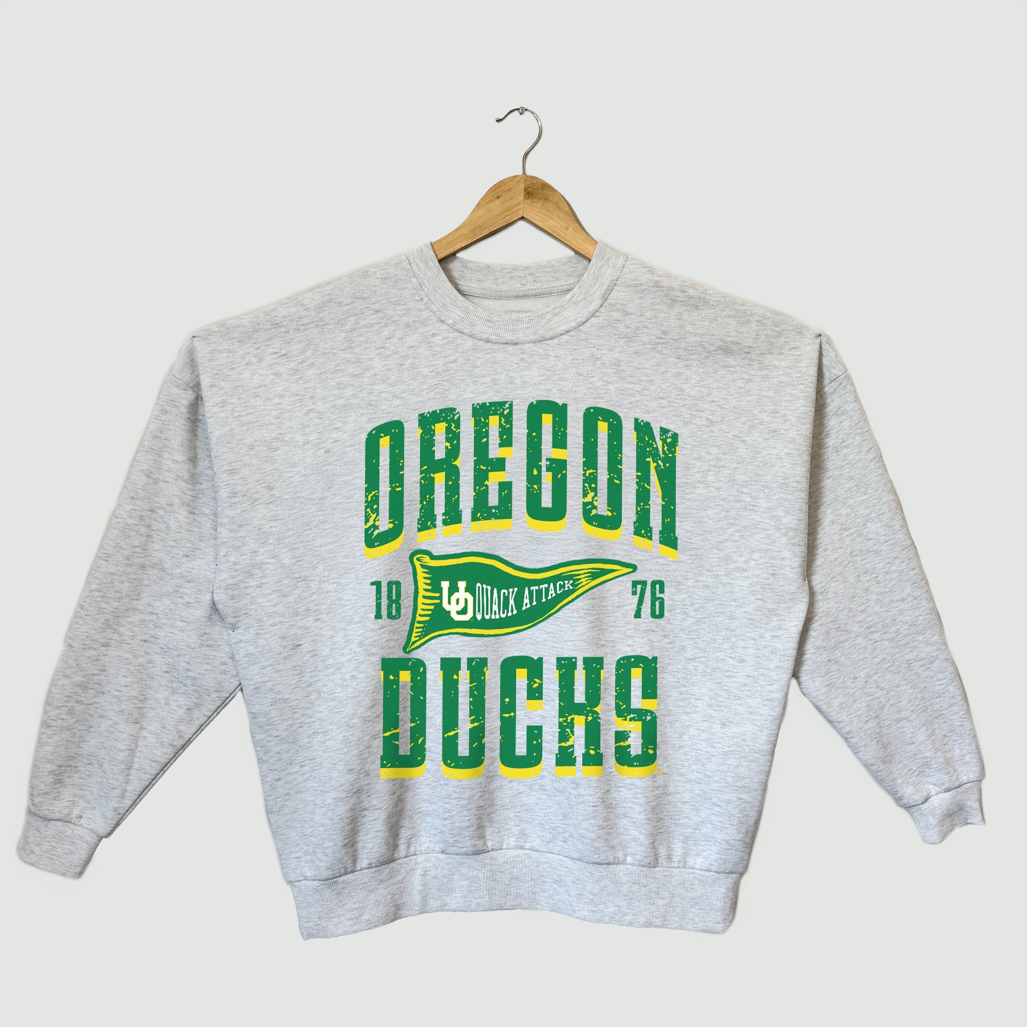 OREGON DUCKS PENNANT PRIDE PREMIUM FLEECE DROP SHOULDER CREWNECK PULLOVER