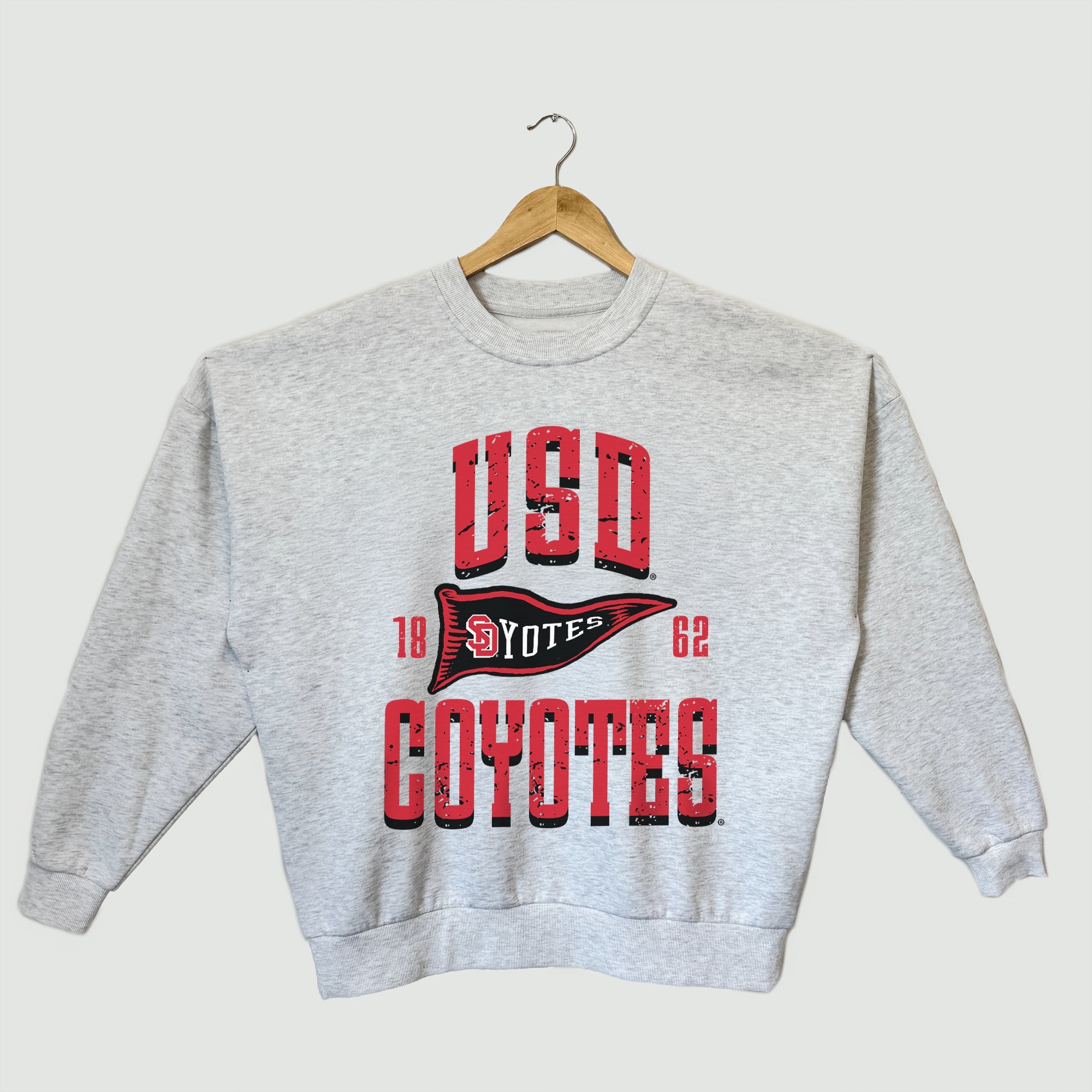 SOUTH DAKOTA COYOTES PENNANT PRIDE PREMIUM FLEECE DROP SHOULDER CREWNECK PULLOVER