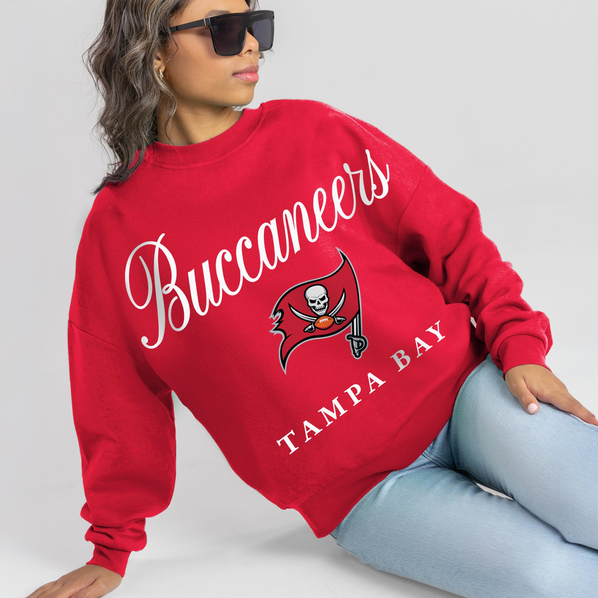 TAMPA BAY BUCCANEERS LEGACY CLUB PREMIUM FLEECE CREWNECK PULLOVER