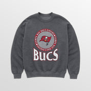 TAMPA BAY BUCCANEERS SATURDAY SEAL PREMIUM FLEECE DROP SHOULDER CREWNECK PULLOVER