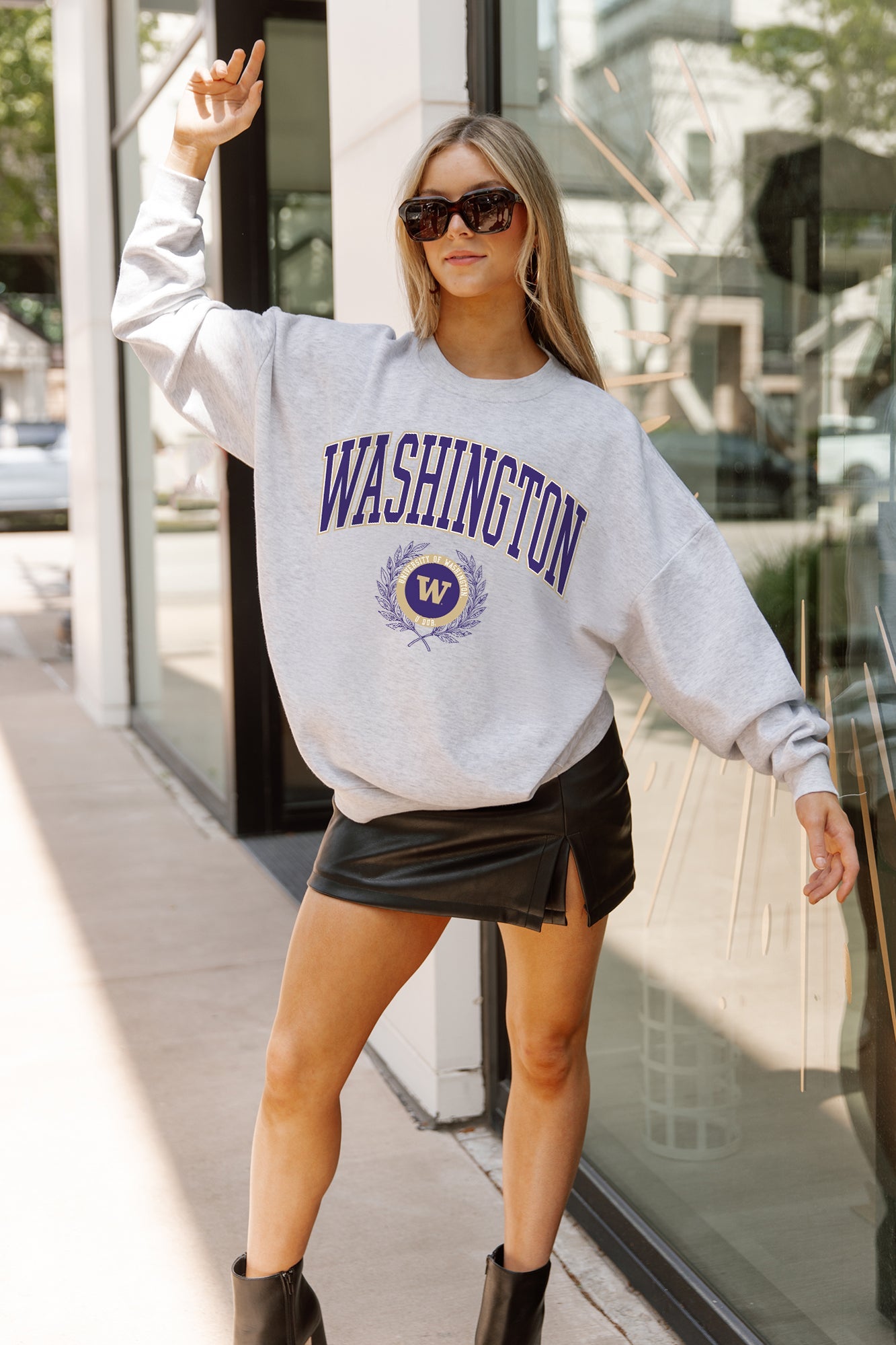 WASHINGTON HUSKIES TRADITION REFINED PREMIUM FLEECE CREWNECK PULLOVER