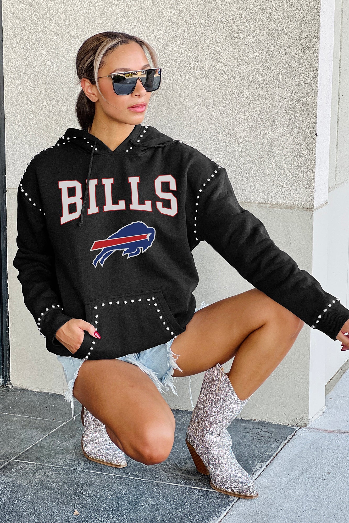 BUFFALO BILLS Catch the Vibe Studded Detail Fleece Front-Pocket Hoodie