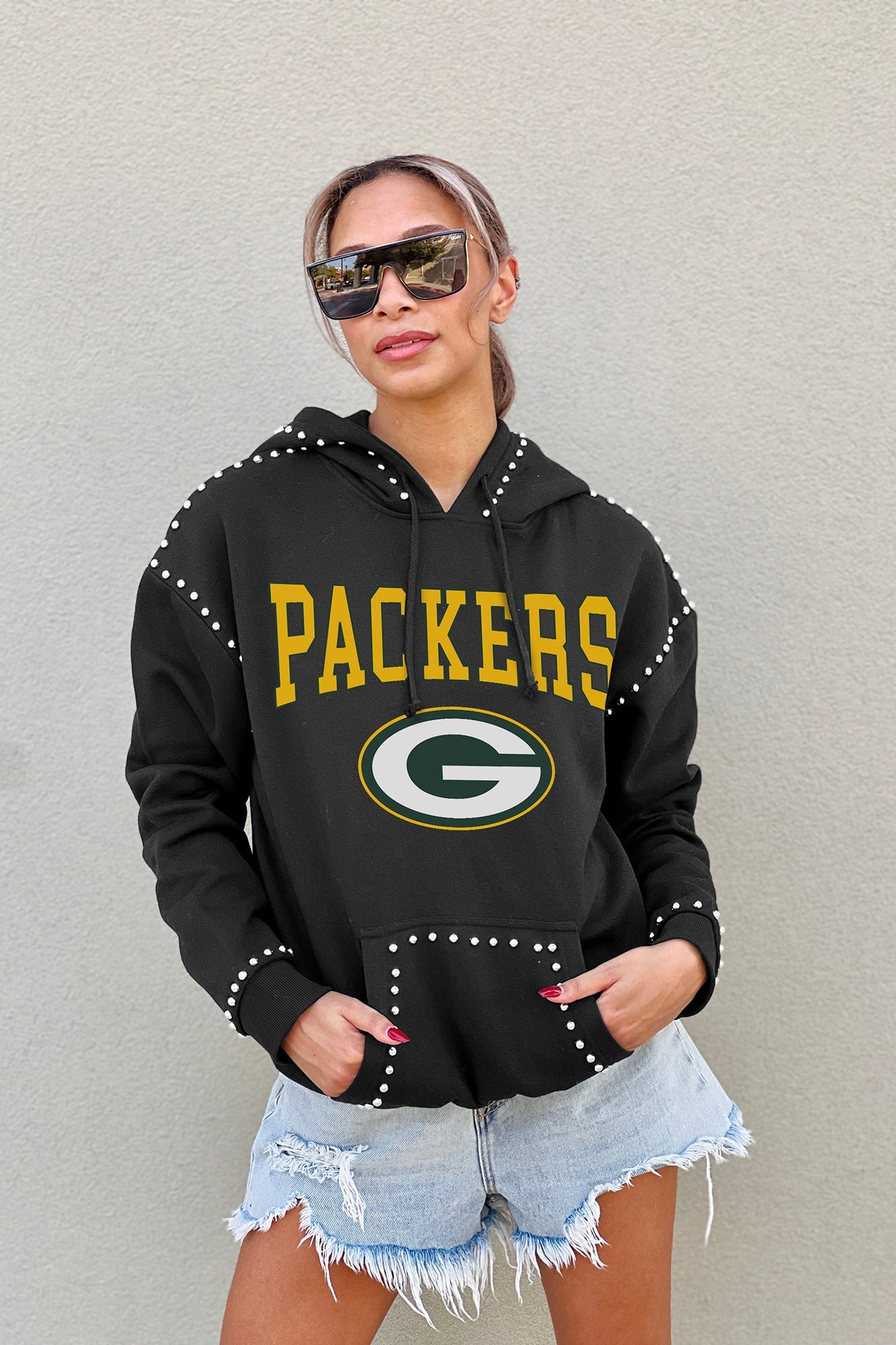 GREEN BAY PACKERS Catch the Vibe Studded Detail Fleece Front-Pocket Hoodie