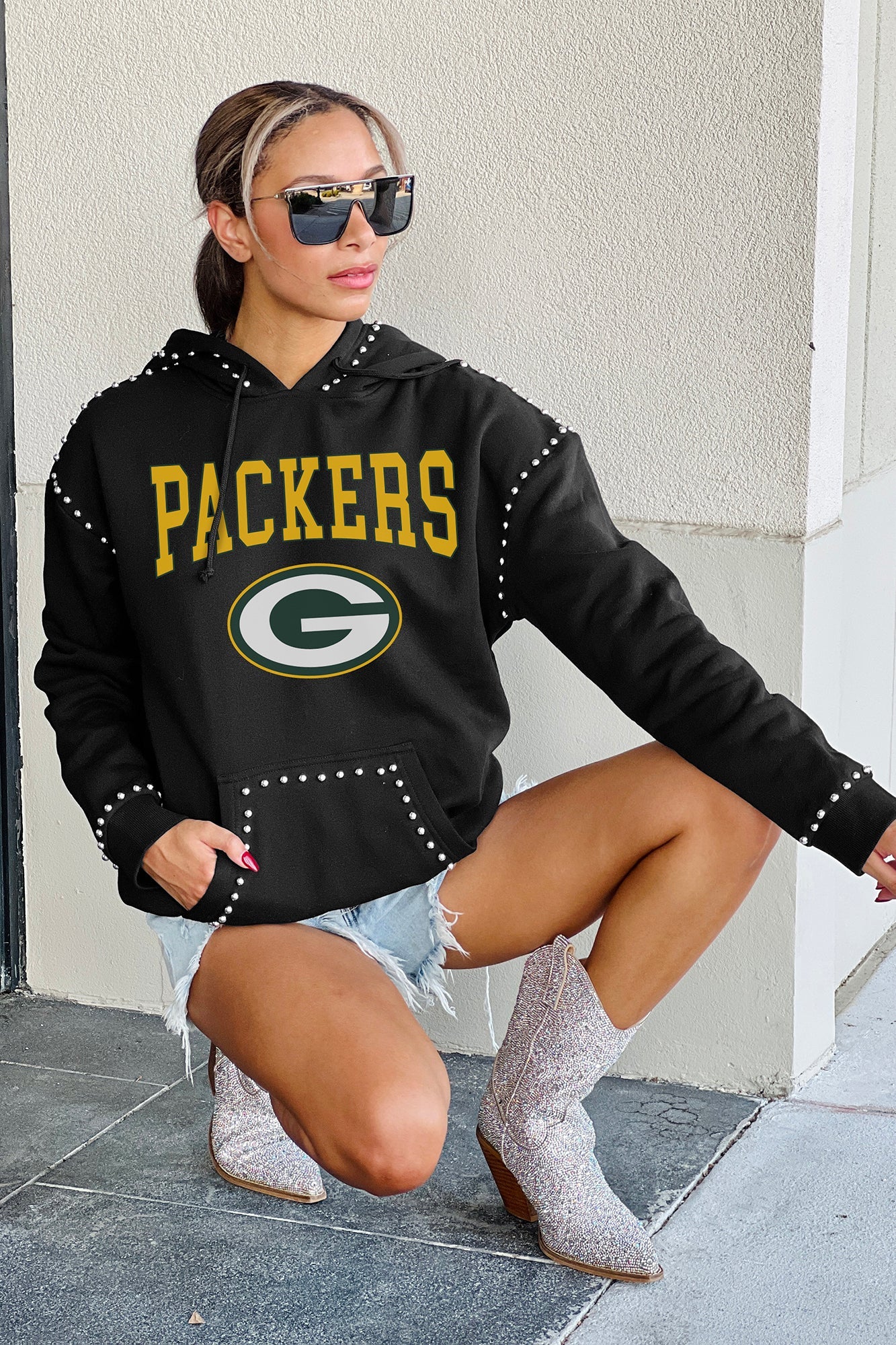 GREEN BAY PACKERS Catch the Vibe Studded Detail Fleece Front-Pocket Hoodie
