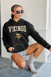 MINNESOTA VIKINGS Catch the Vibe Studded Detail Fleece Front-Pocket Hoodie