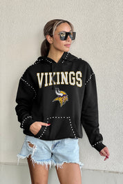 MINNESOTA VIKINGS Catch the Vibe Studded Detail Fleece Front-Pocket Hoodie