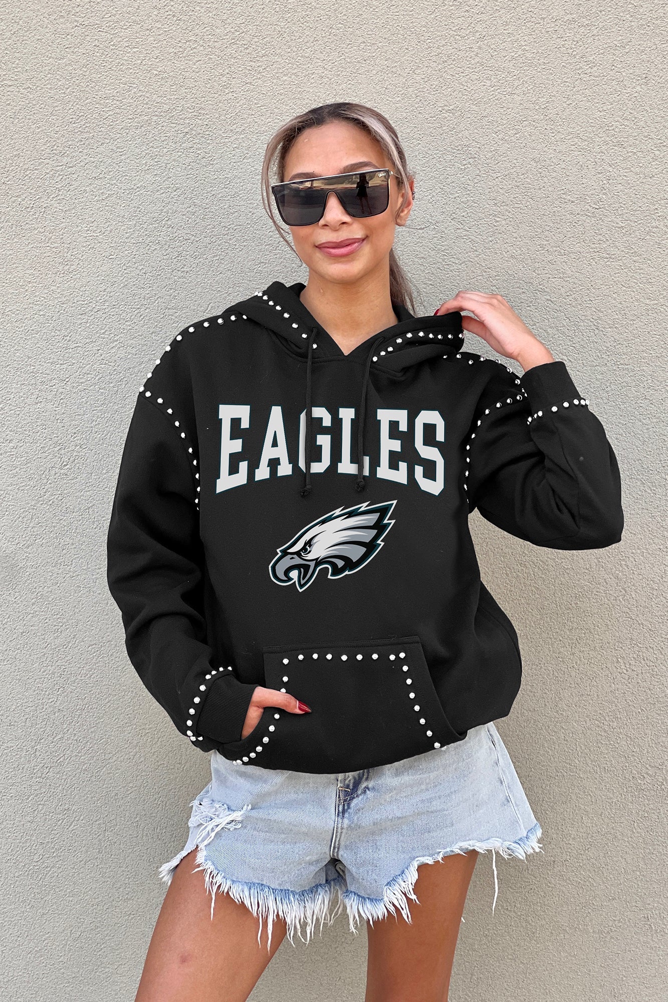 PHILADELPHIA EAGLES Catch the Vibe Studded Detail Fleece Front-Pocket Hoodie