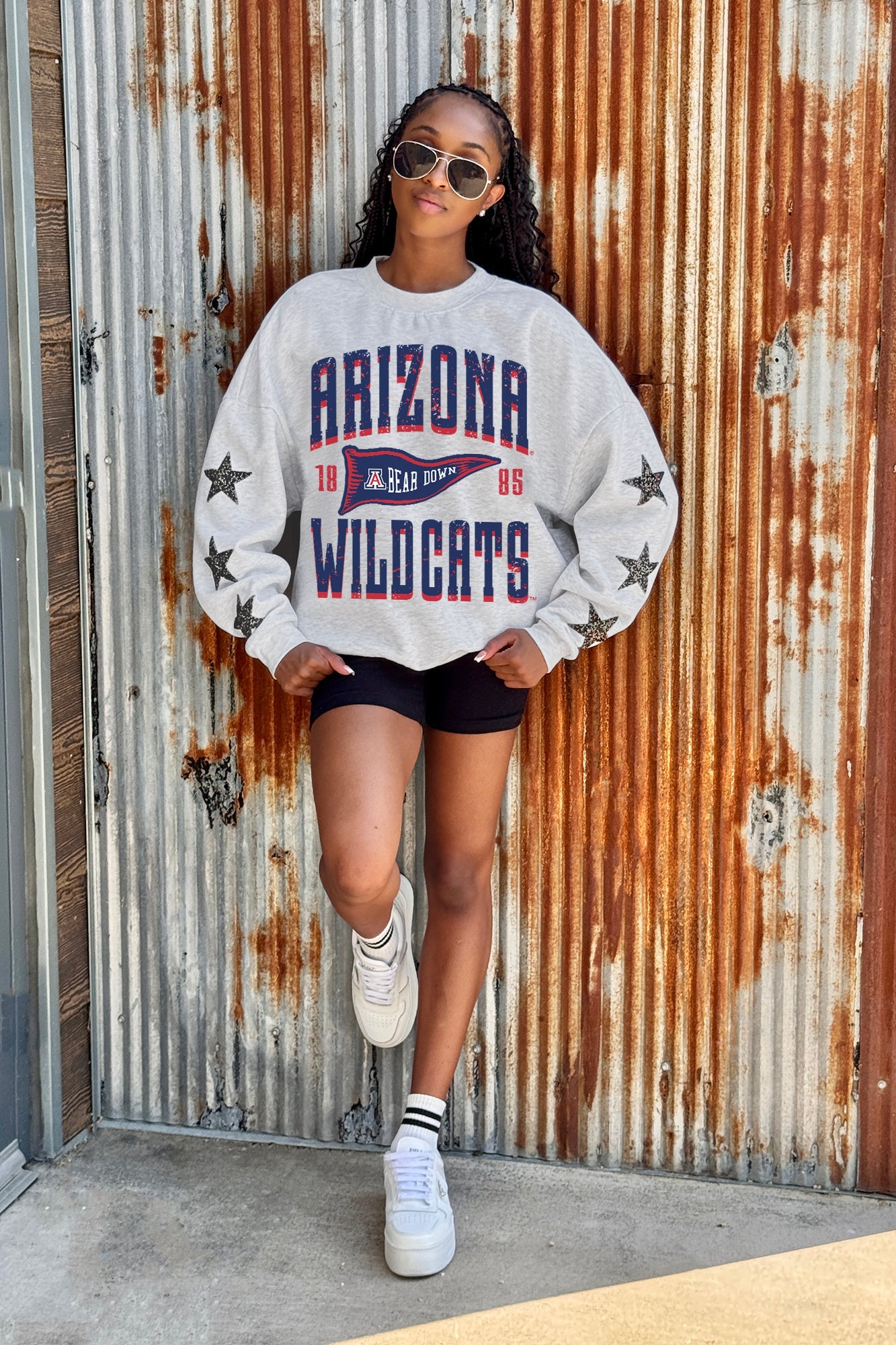 ARIZONA WILDCATS PENNANT PRIDE EMBELLISHED STAR SLEEVE CREWNECK PULLOVER