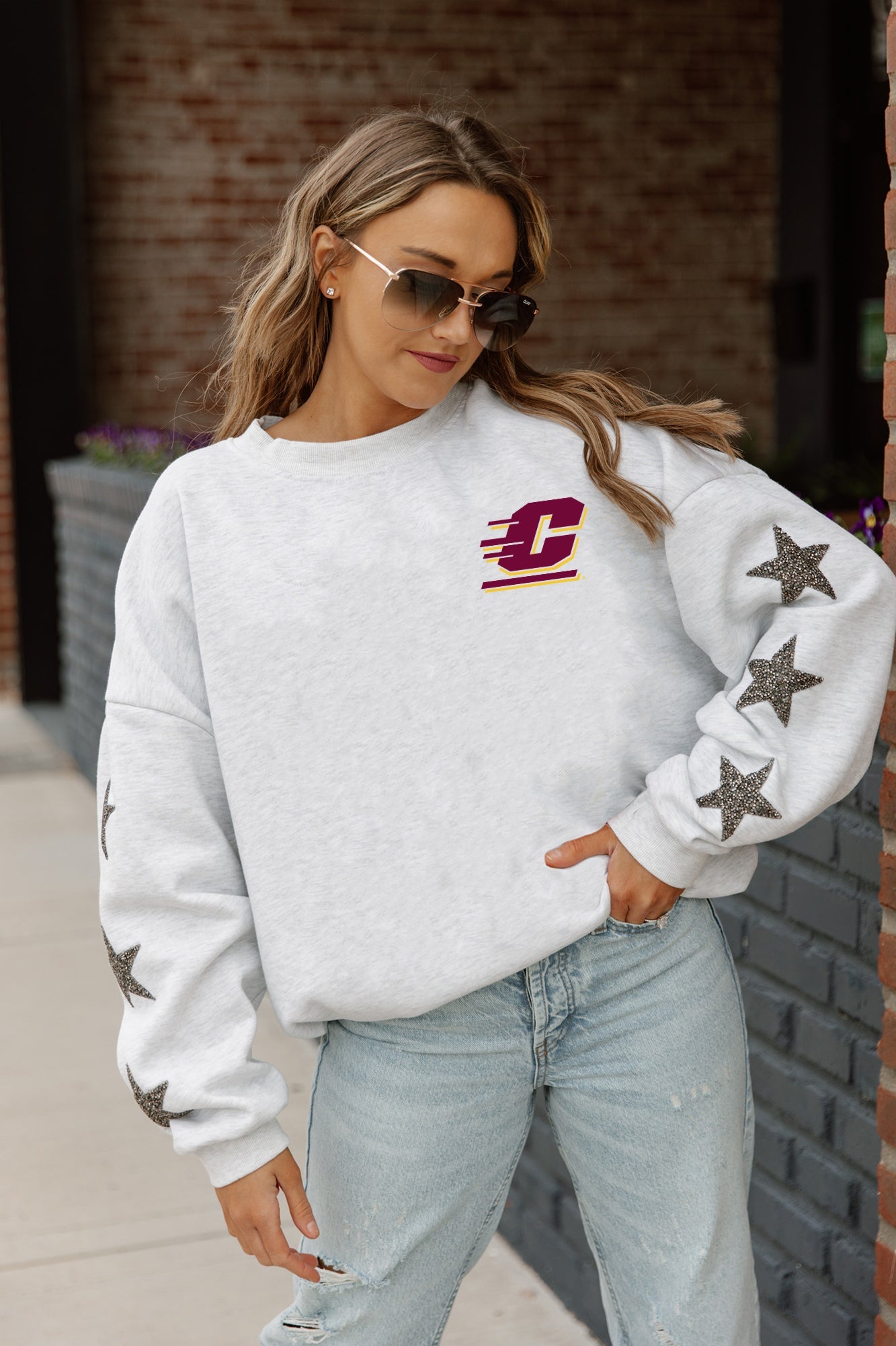 CENTRAL MICHIGAN CHIPPEWAS DEDICATION EMBELLISHED STAR SLEEVE CREWNECK PULLOVER