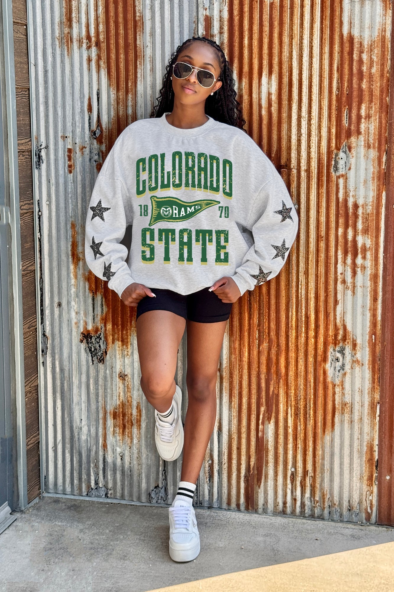 COLORADO STATE RAMS PENNANT PRIDE EMBELLISHED STAR SLEEVE CREWNECK PULLOVER