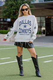 DALLAS COWBOYS RESILIENCE STAR EMBELLISHED CREW SWEATSHIRT