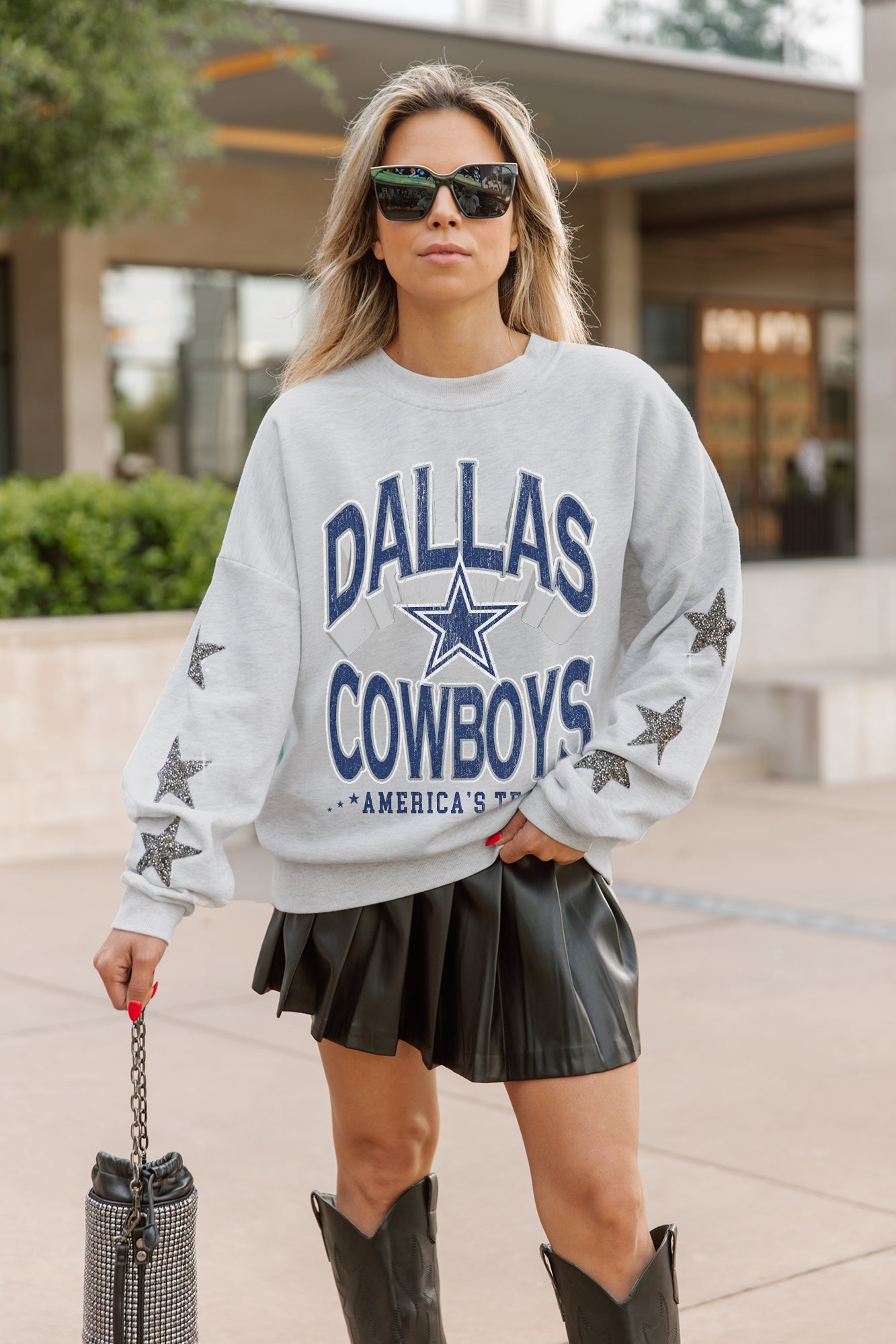 DALLAS COWBOYS RESILIENCE STAR EMBELLISHED CREW SWEATSHIRT