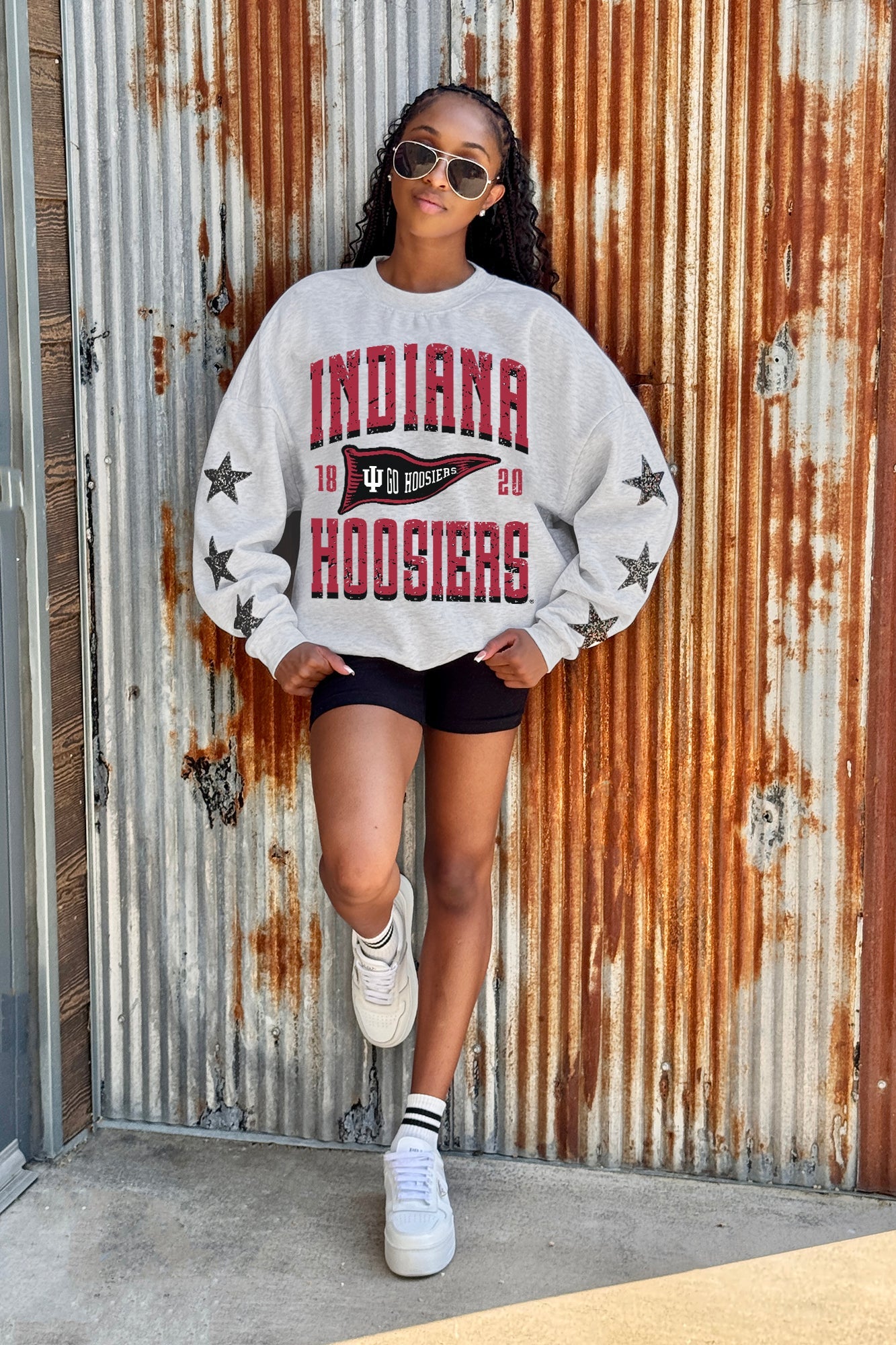 INDIANA HOOSIERS PENNANT PRIDE EMBELLISHED STAR SLEEVE CREWNECK PULLOVER
