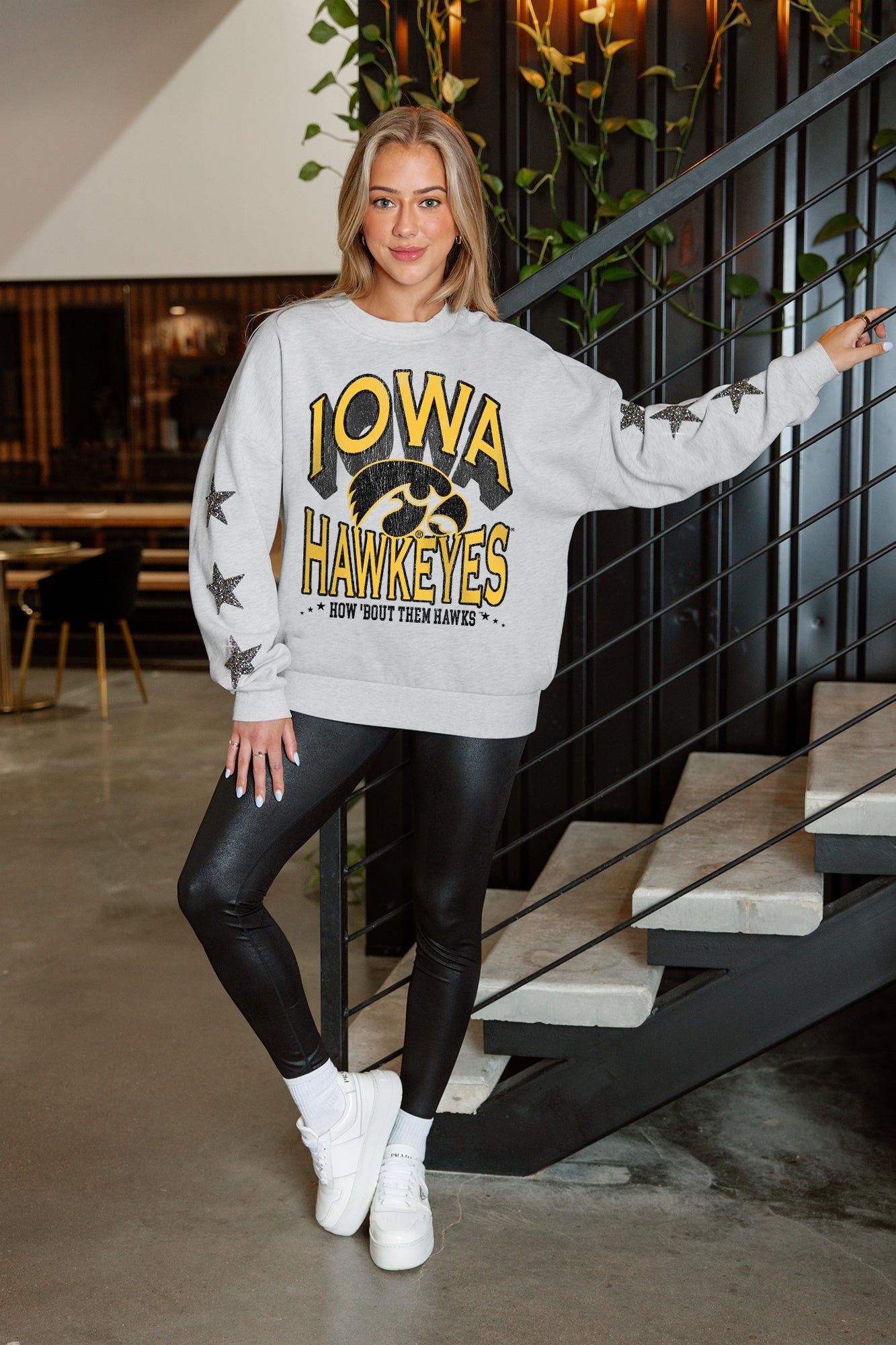 IOWA HAWKEYES RESILIENCE STAR EMBELLISHED CREW SWEATSHIRT