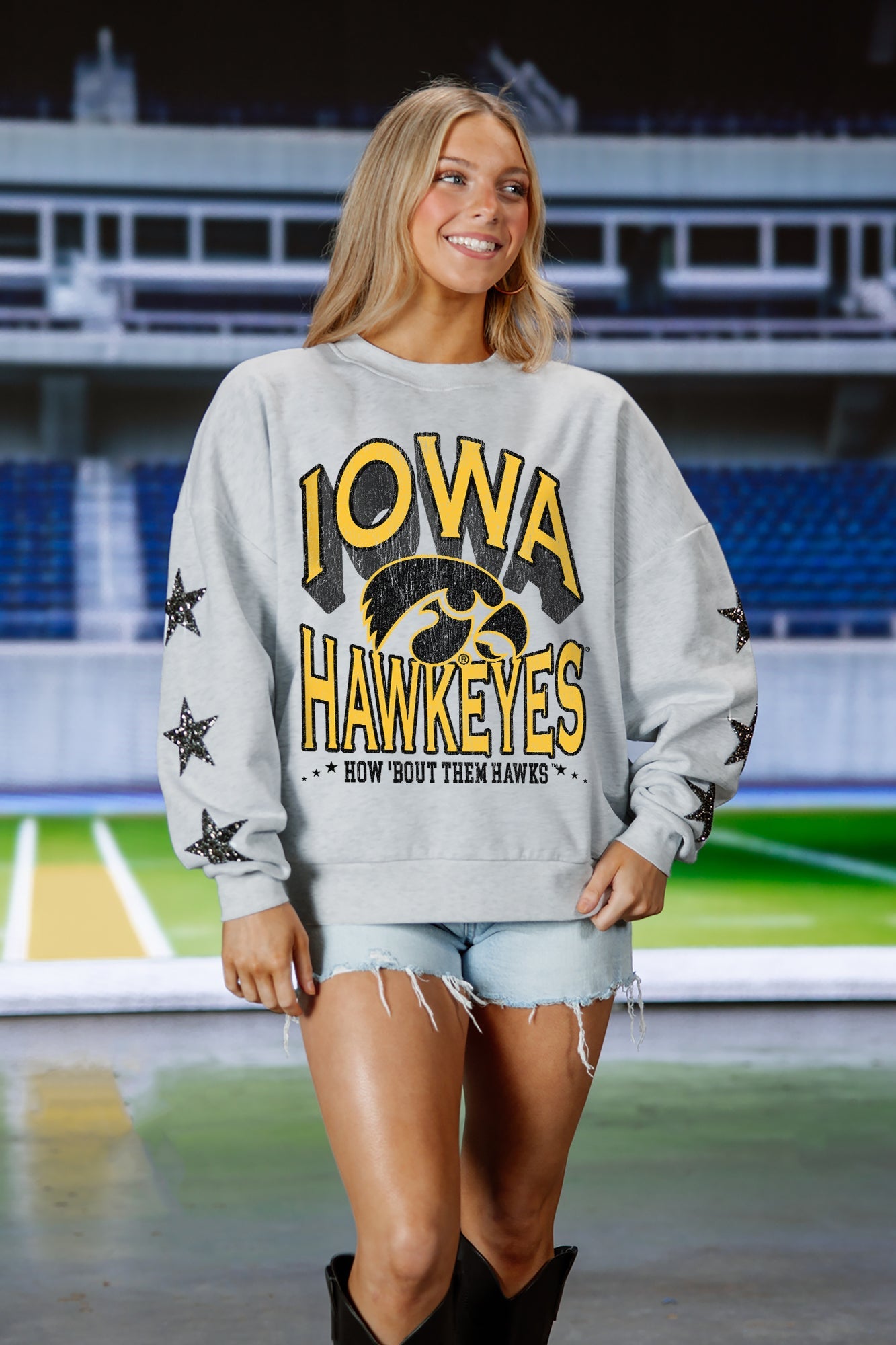 IOWA HAWKEYES RESILIENCE STAR EMBELLISHED CREW SWEATSHIRT