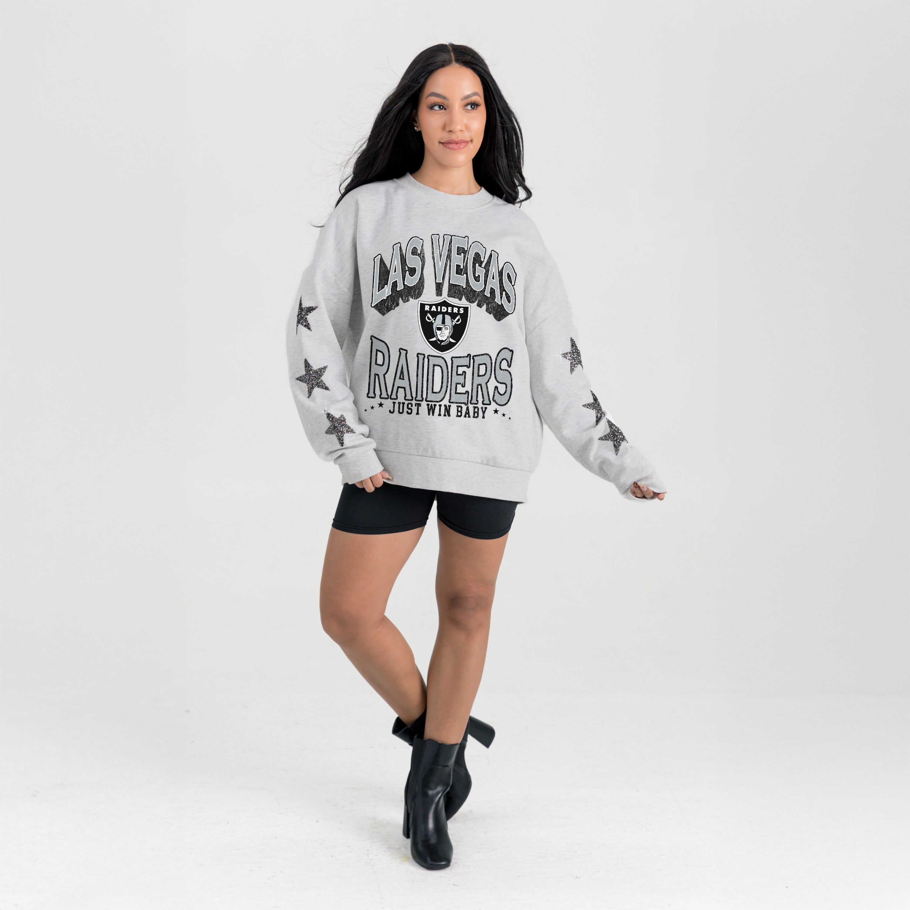 LAS VEGAS RAIDERS RESILIENCE STAR EMBELLISHED CREW SWEATSHIRT