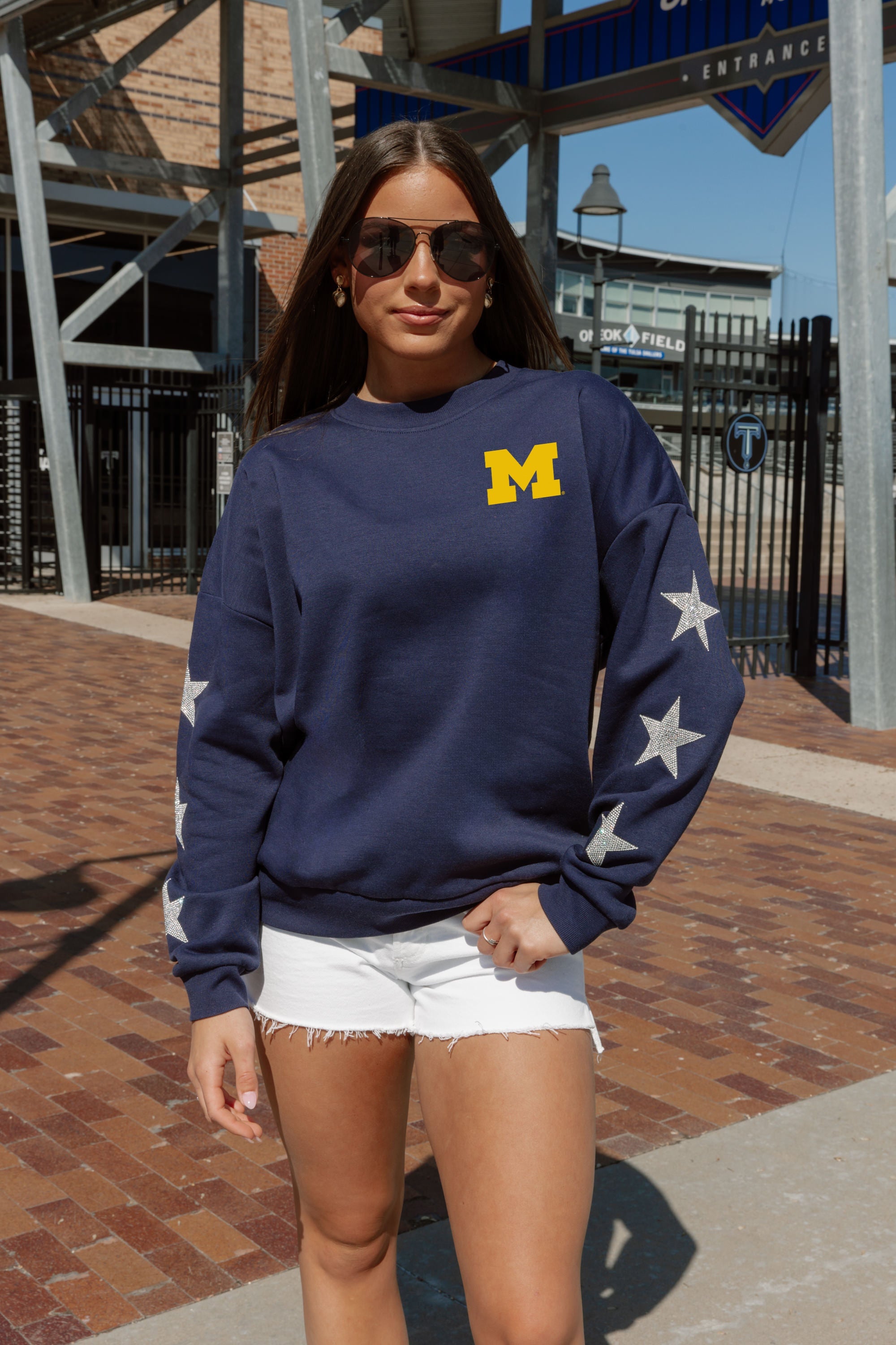 MICHIGAN WOLVERINES DEDICATION EMBELLISHED STAR SLEEVE CREWNECK PULLOVER