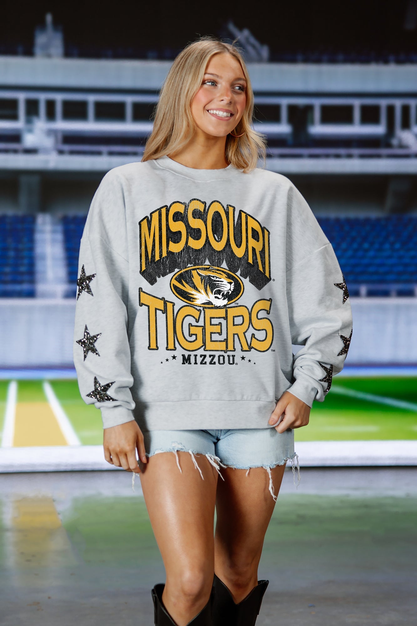MISSOURI TIGERS RESILIENCE STAR EMBELLISHED CREW SWEATSHIRT