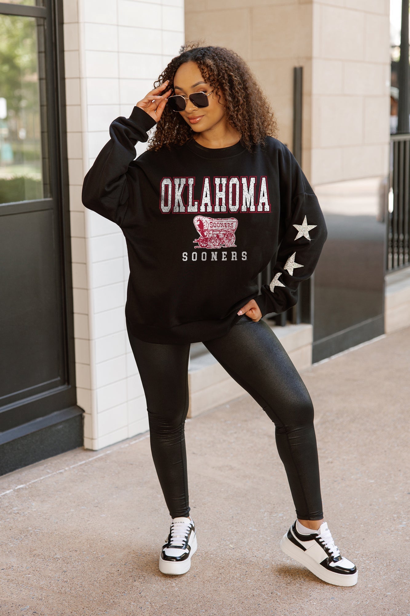 OKLAHOMA SOONERS VELOCITY STAR EMBELLISHED CREW SWEATSHIRT